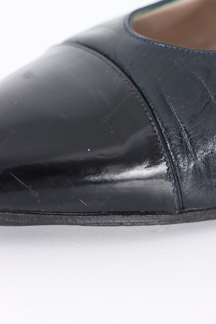 Vintage CHANEL Black Leather Patent Toe Cap Kitten Heels (38.5)