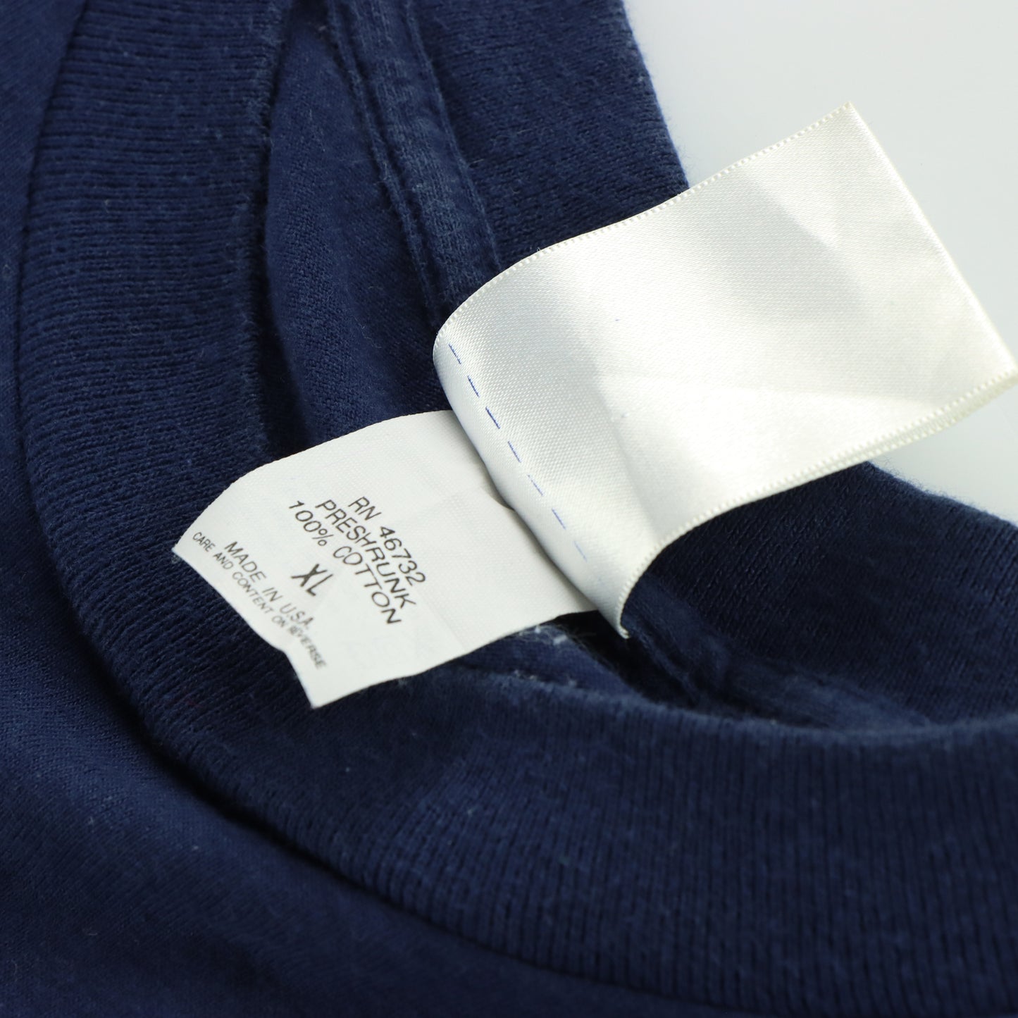 Vintage ATLANTA BRAVES MLB USA Made Single Stitch Navy Baseball T-Shirt (XL)