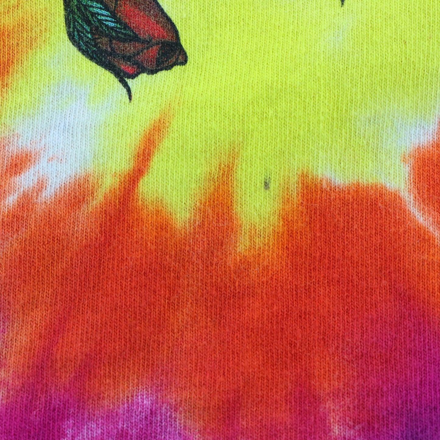 LIQUID BLUE Grateful Dead 'Space Your Face' Vintage Rainbow Tie-Dye Tee (S-M)