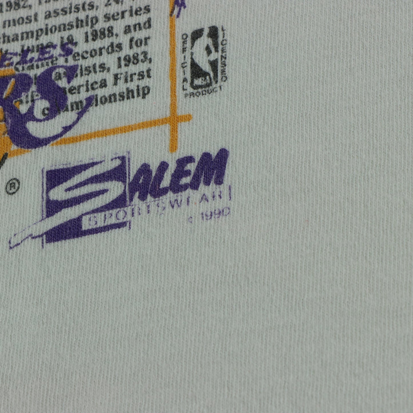 Vintage 1990 "Magic Johnson" Los Angeles Lakers NBA White Single Stitch Tee (M-L)