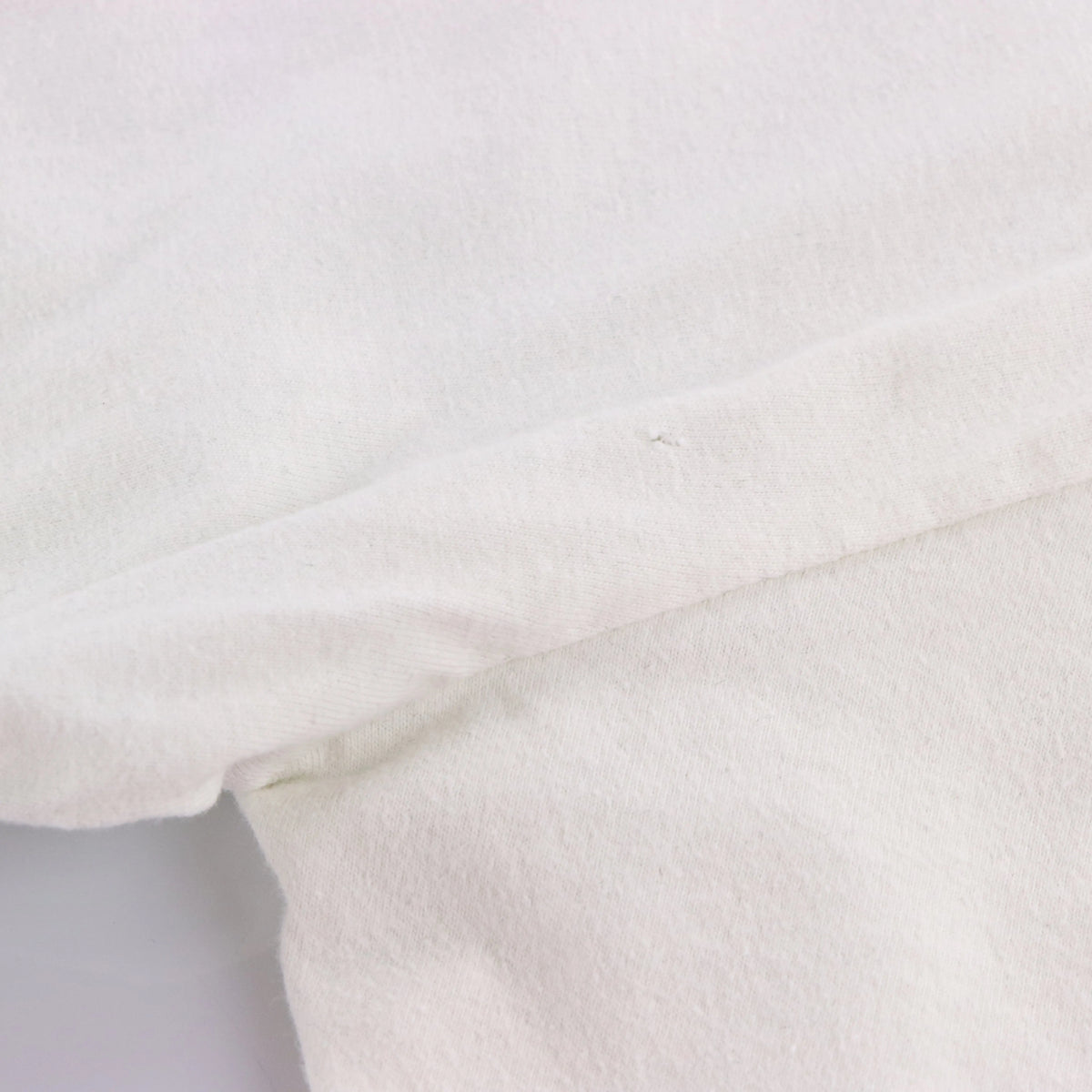 SOUTHPOLE Vintage Y2K Winged Cross Velvet Detail White T-Shirt (L TALL)