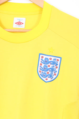 England 2010/2011 UMBRO Goalkeeper Soccer Long Sleeve Jersey (L)