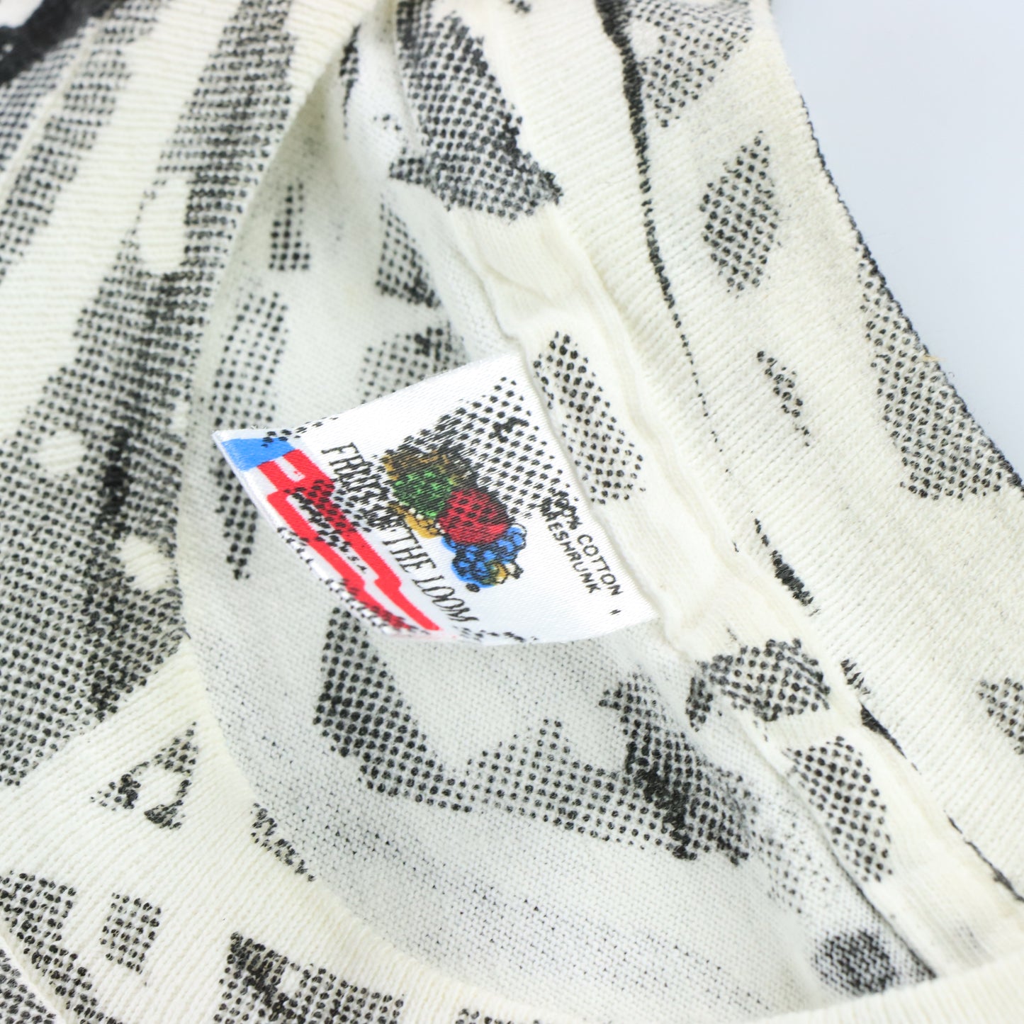 Vintage HOOTERS Football All Over Print Single Stitch Tee (M-L)