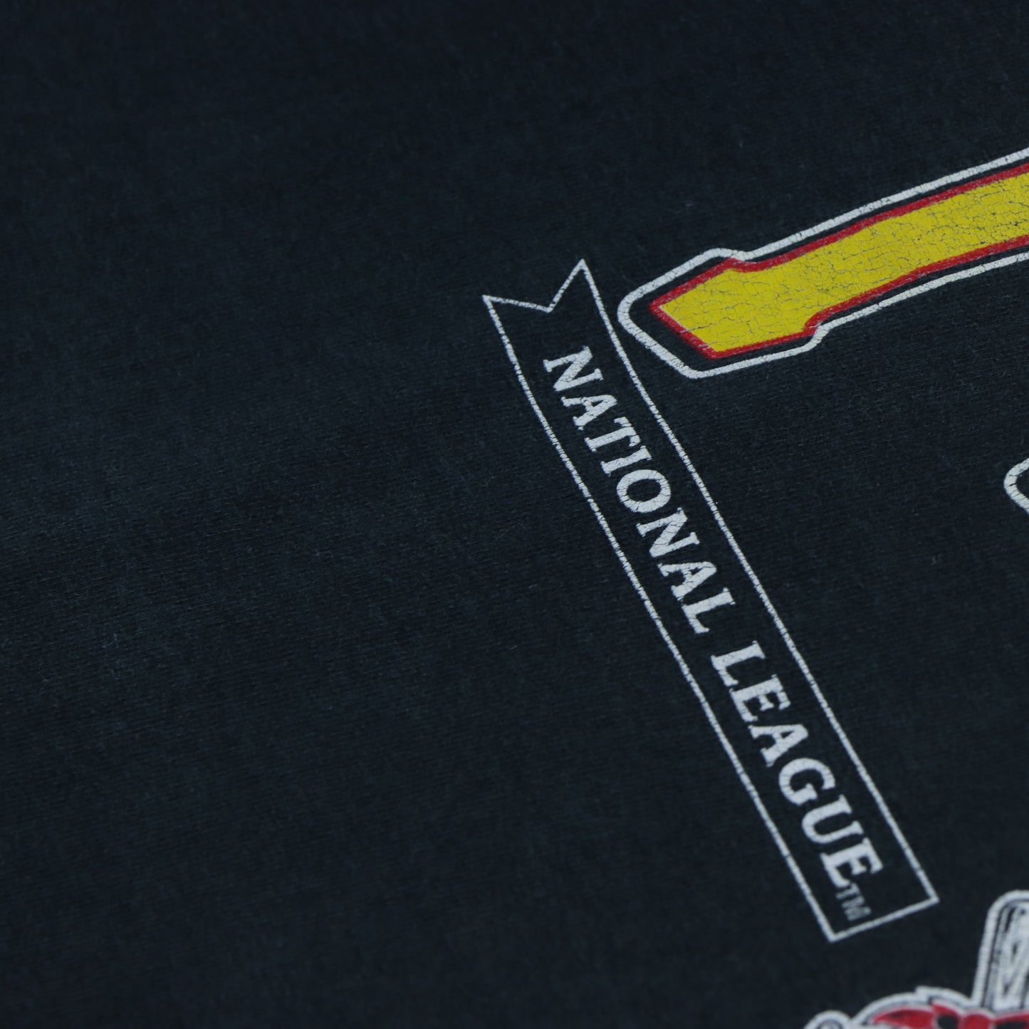 Vintage PIRATES MLB Black & Yellow Baseball Tee (L)