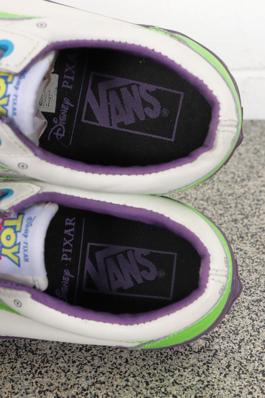 VANS Old Skool x DISNEY Toy Story 'Buzz Lightyear' Sneakers (8M/9.5W)