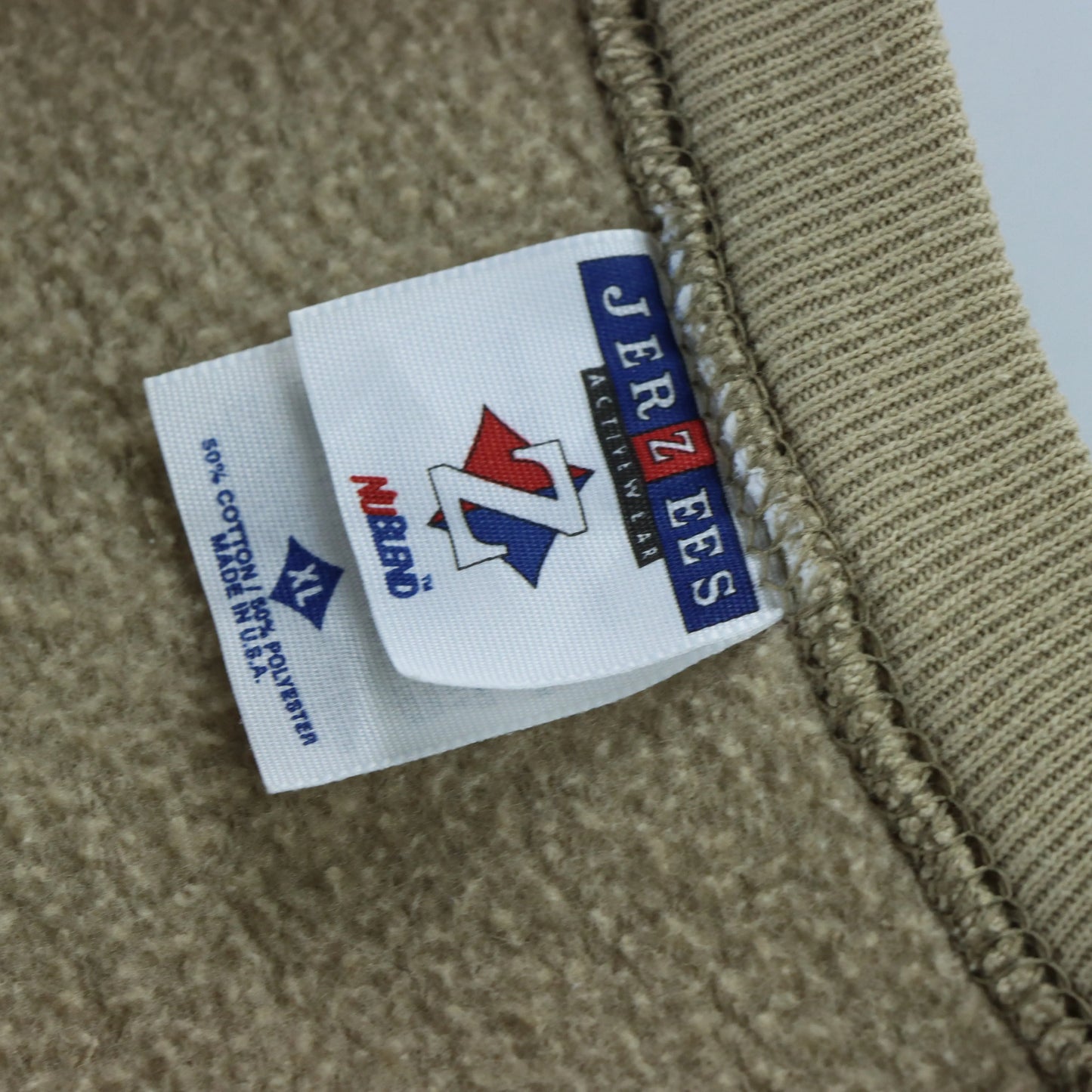 Vintage Mastiff Dog Pawprint Description 50/50 USA Made Brown Sweatshirt (L) - Vintage Sole Melbourne