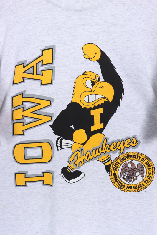 Iowa Hawkeyes College Football Crest Mascot Tee USA Made (M)
