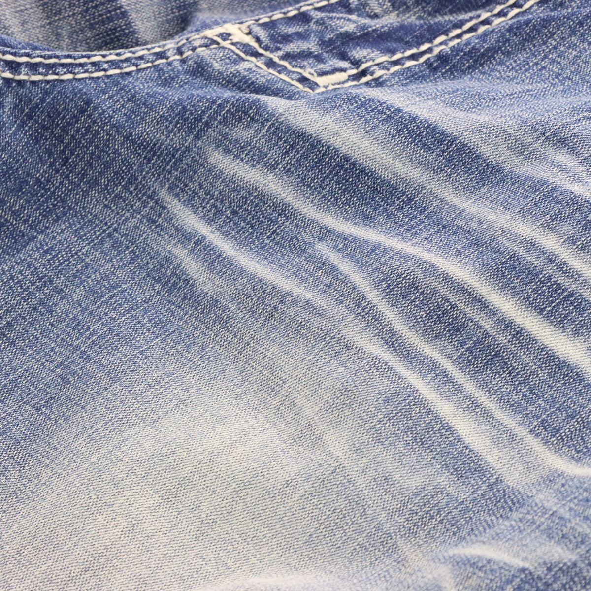 Vintage AFFLICTION Y2K 'Blake' Embroidered Faded Blue Jeans (38)