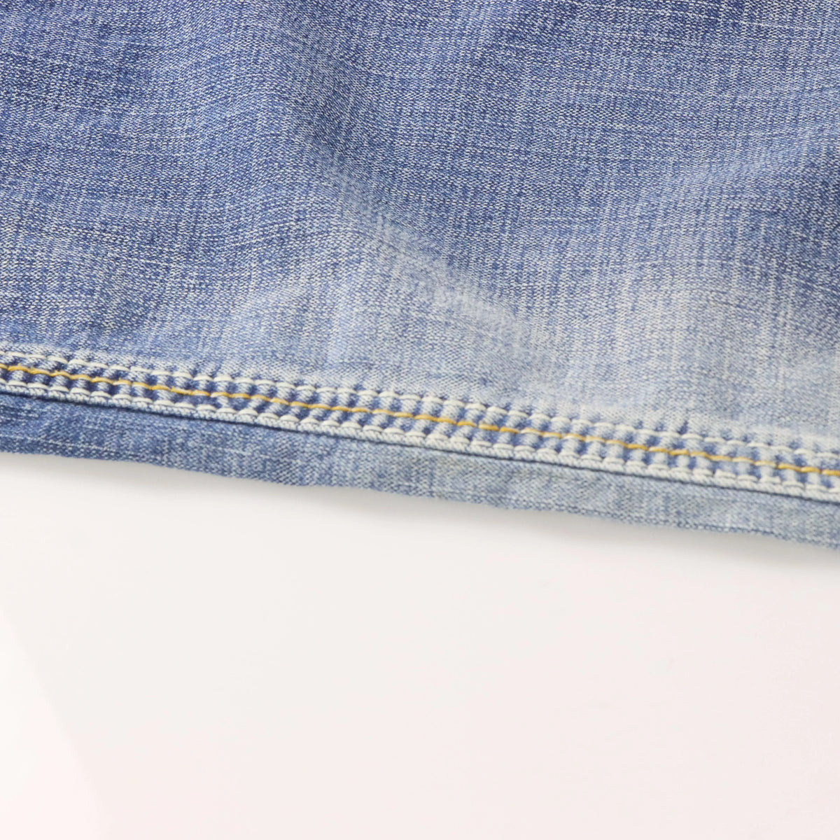 Vintage AFFLICTION Y2K 'Blake' Embroidered Faded Blue Jeans (38)