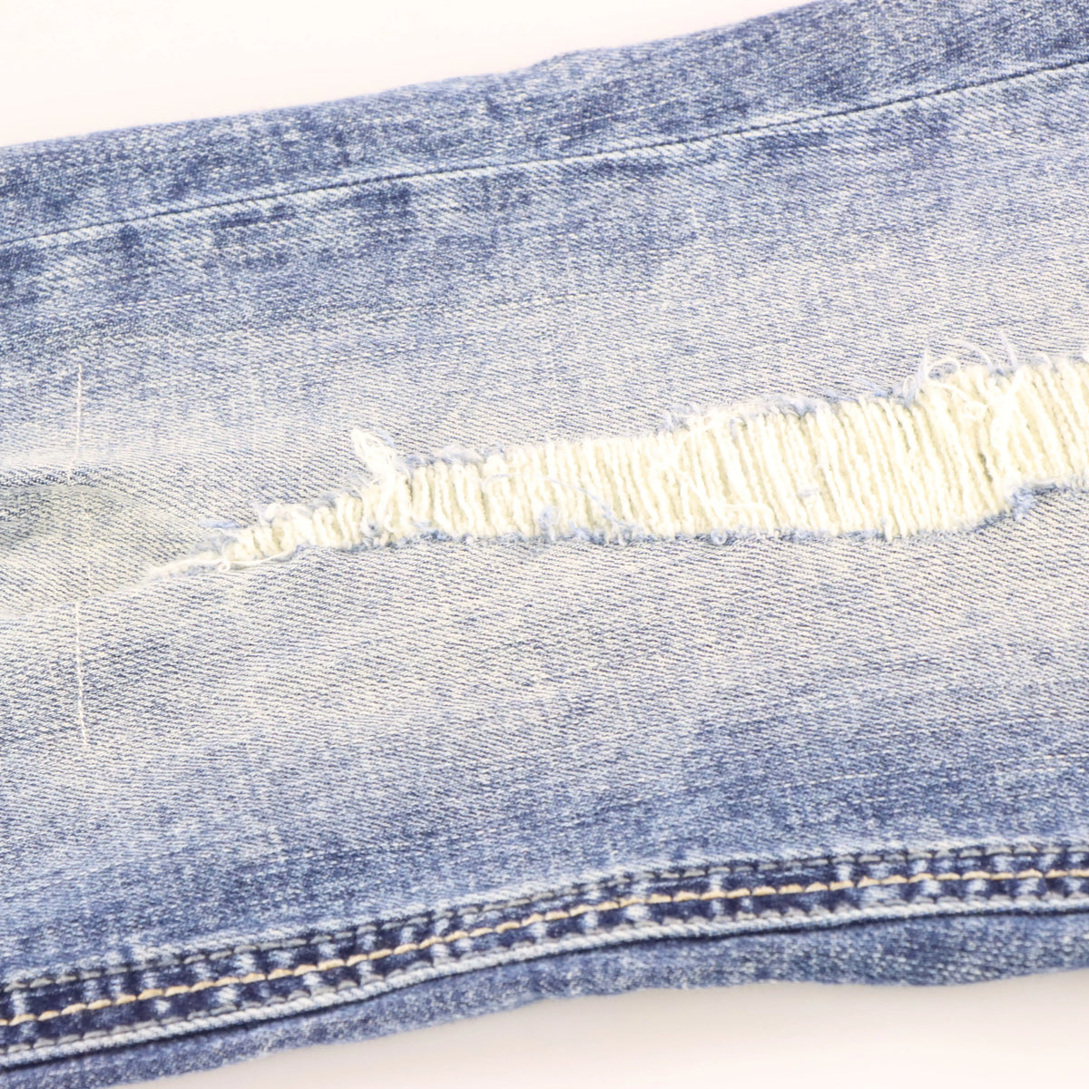 Vintage AFFLICTION Y2K 'Gage' Embroidered Cross Pockets Distressed Blue Jeans (38)