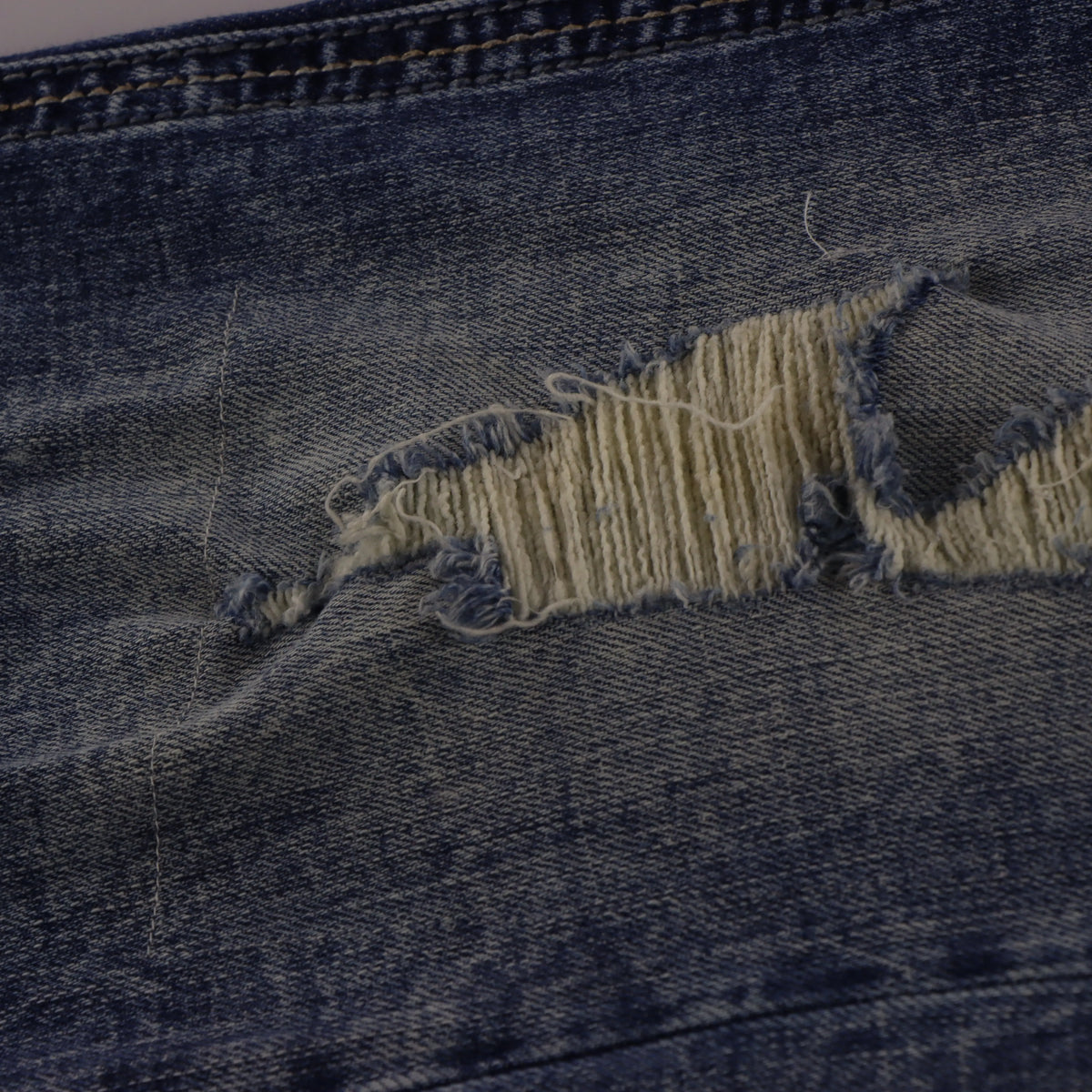 Vintage AFFLICTION Y2K 'Gage' Embroidered Cross Pockets Distressed Blue Jeans (38)