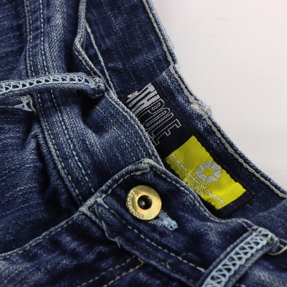 Vintage Y2K SOUTHPOLE Cool Tone Embroidered Pocket Jorts Faded Blue Jean Shorts (29)