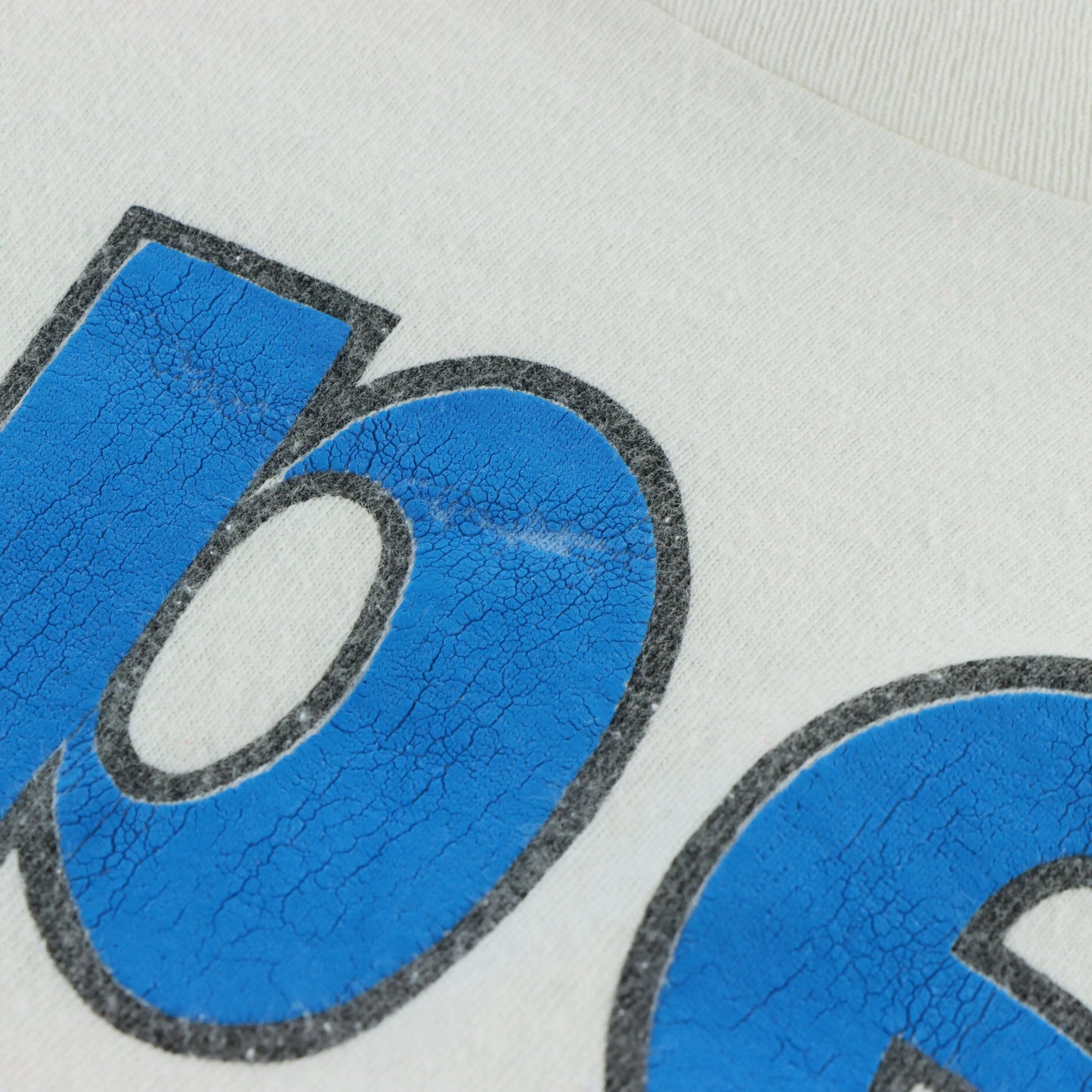 DISNEY 'Dopey' Puffy Spell Out Graphic White Tee (L) - Vintage Sole Melbourne