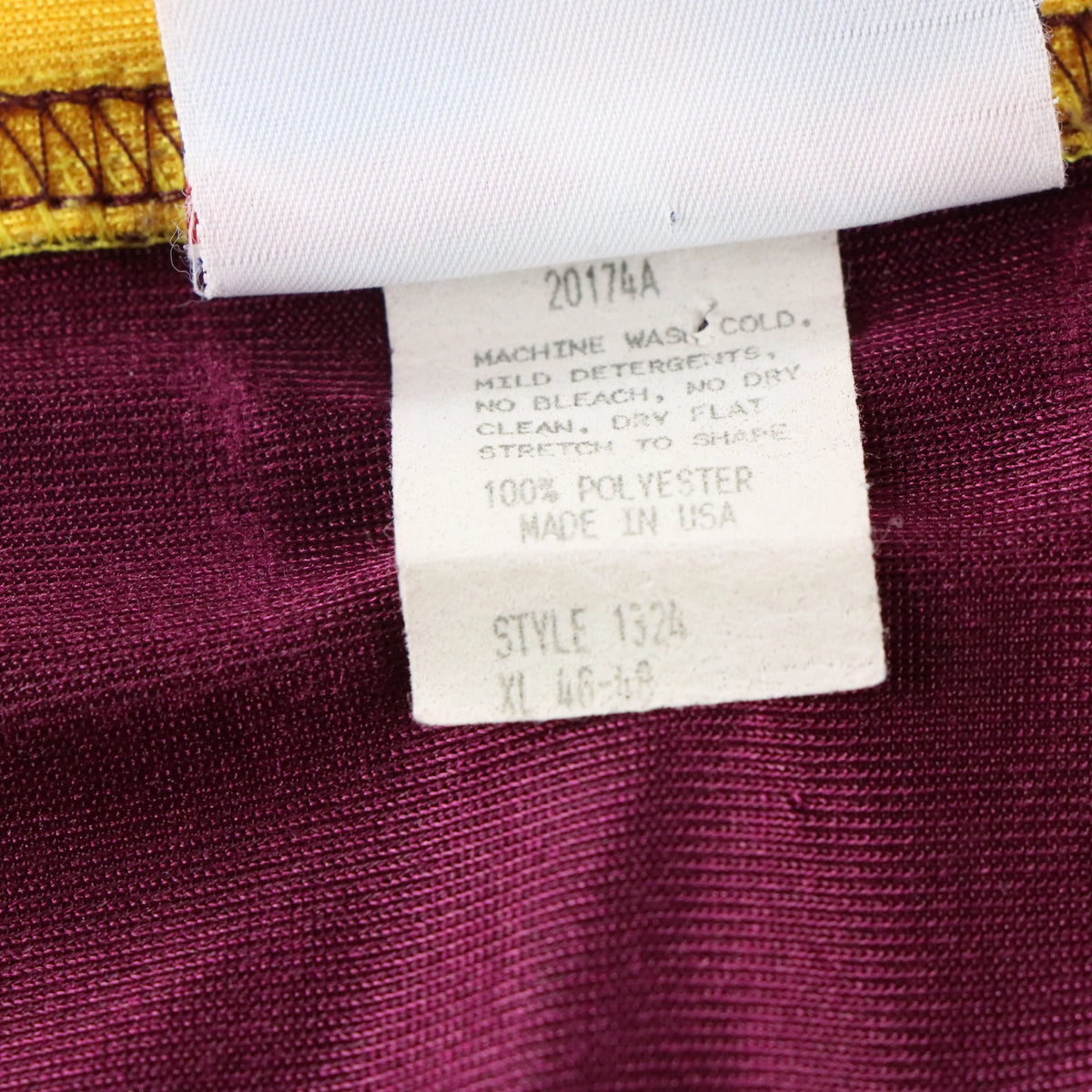 Vintage American Football "Pop Warner Little Scholars" #94 Maroon & Yellow USA Made Jersey (L)
