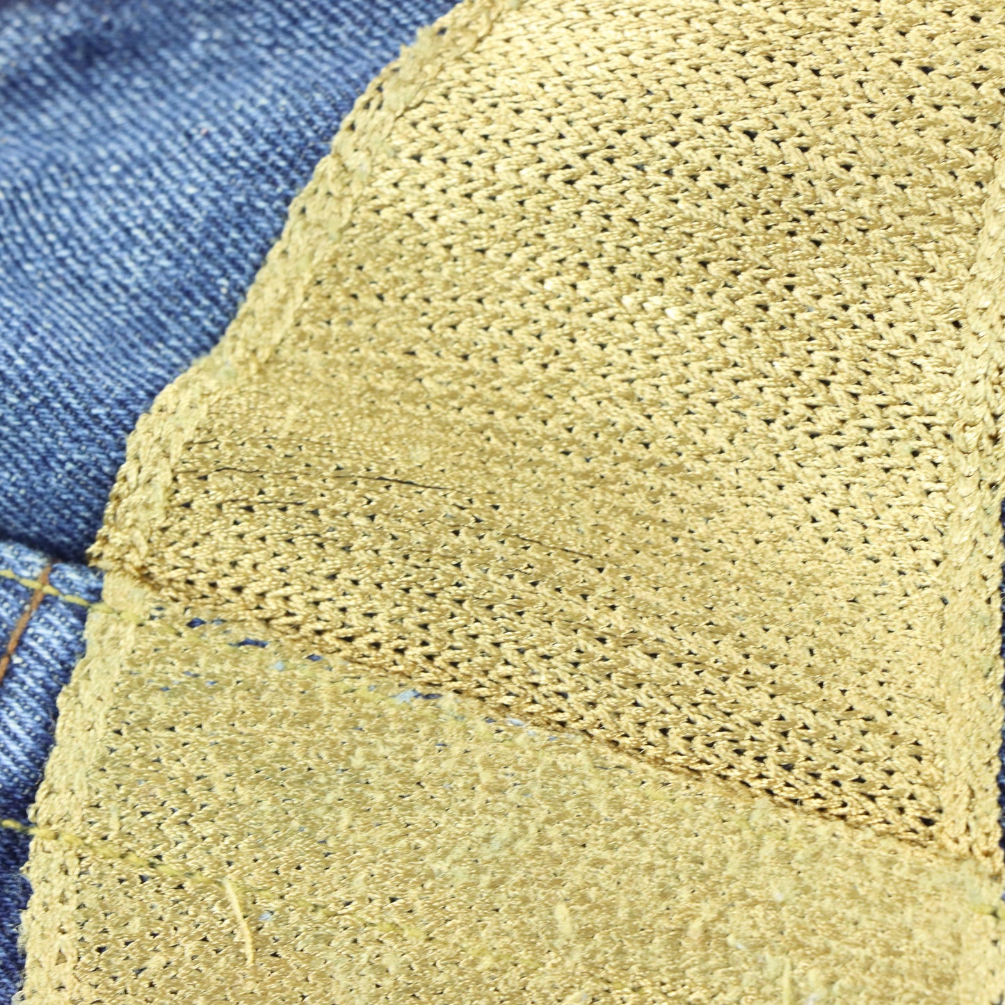 Vintage EVISU Embroidered Big Gold Seagull Logo Blue Jeans (42)