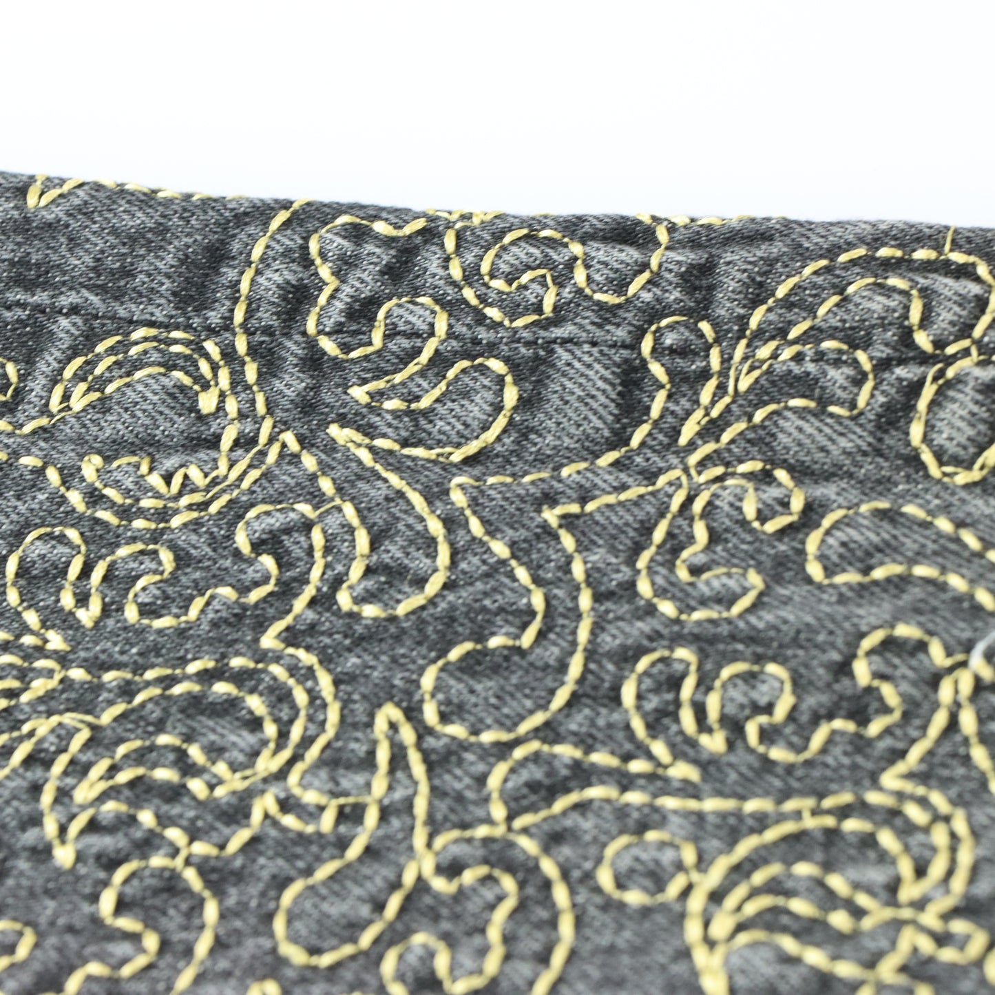 ECKO UNLTD Y2K Embroidered 'Baggy-Fit' Black & Gold Denim Jeans (36)