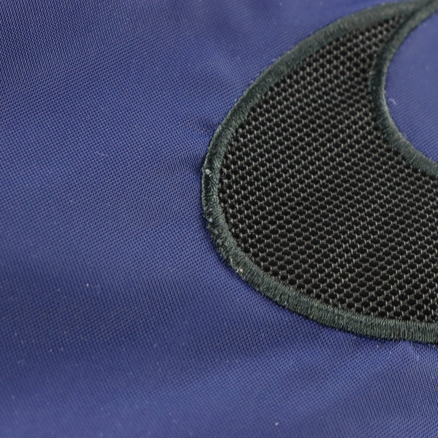 NIKE 90s Navy & Black Centre Swoosh 1/2 Zip Heavy Windbreaker Jacket (XL) - Vintage Sole Melbourne