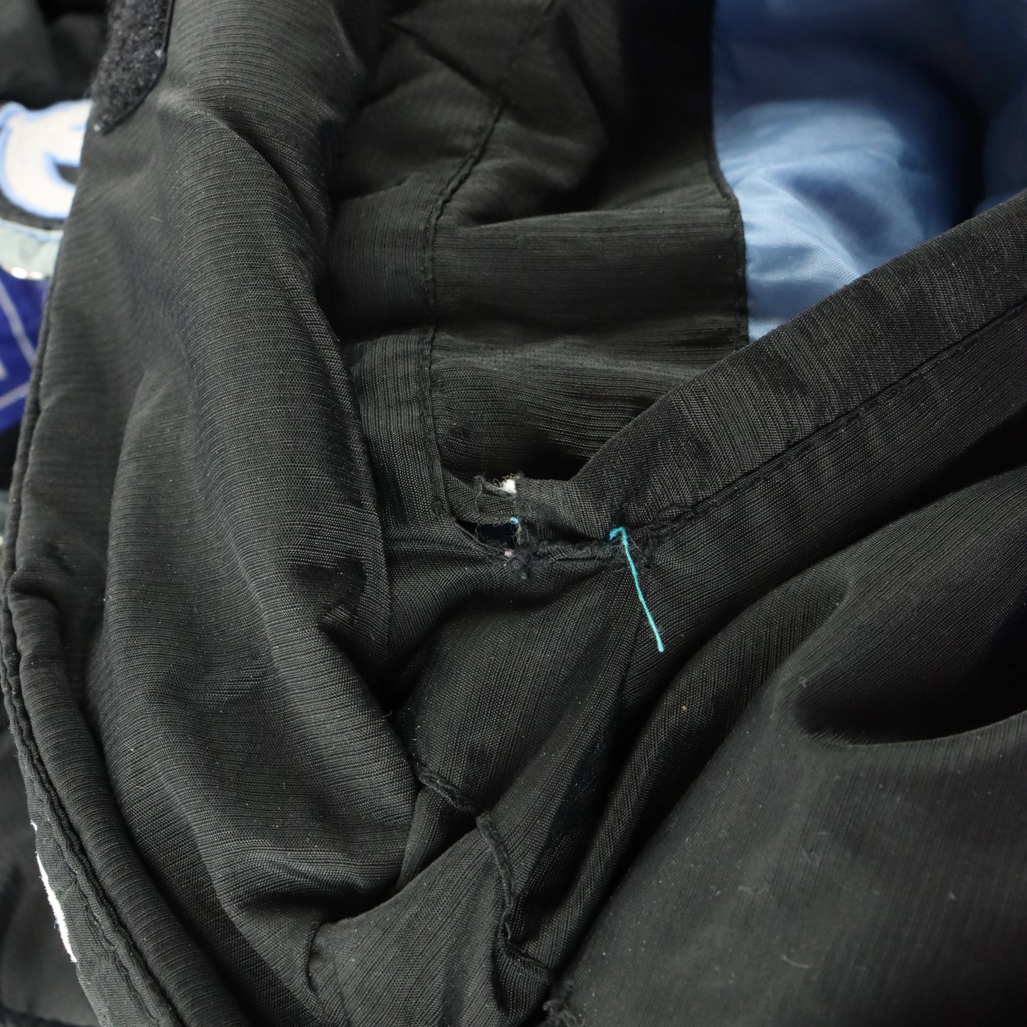 Carolina Tar Heels STARTER Korean Made Quilt Lined Windbreaker Pop Over (XXL) - Vintage Sole Melbourne