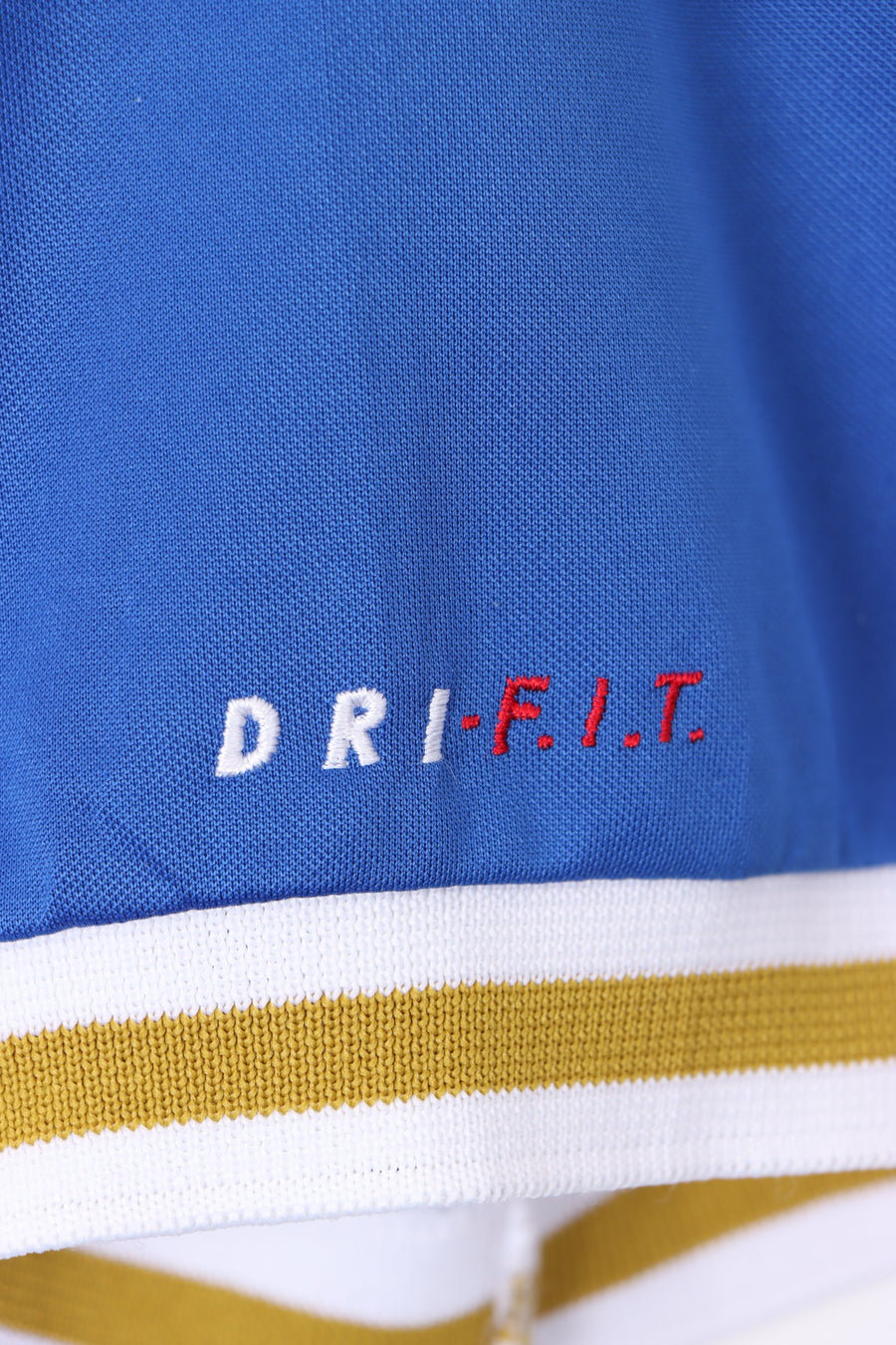 Vintage Italy 1996/1997 NIKE Home Soccer Jersey UK Made (XL)