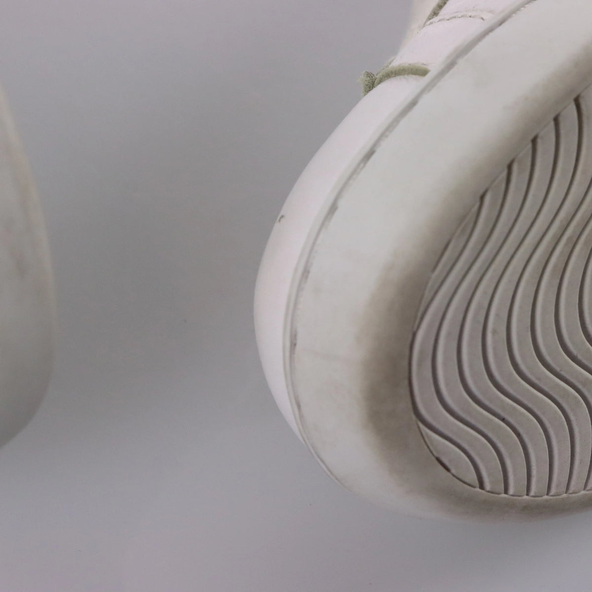 GUCCI Signature Red & Green Stripe Italian Made White 'Ace' Sneakers (40)