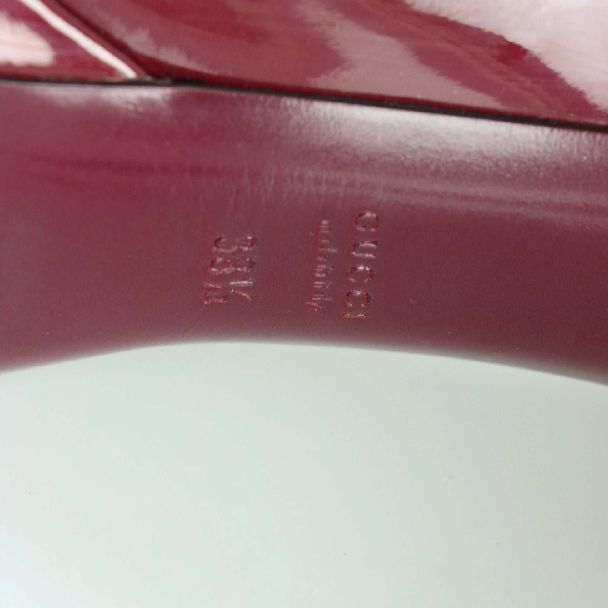GUCCI Platform Pump Burgundy Italy Made Heels (38.5) - Vintage Sole Melbourne
