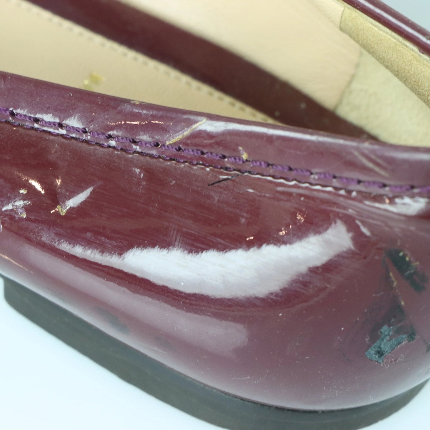 FENDI Patent Burgundy Buckle Italy Made Flats (39) Vintage Sole Melbourne