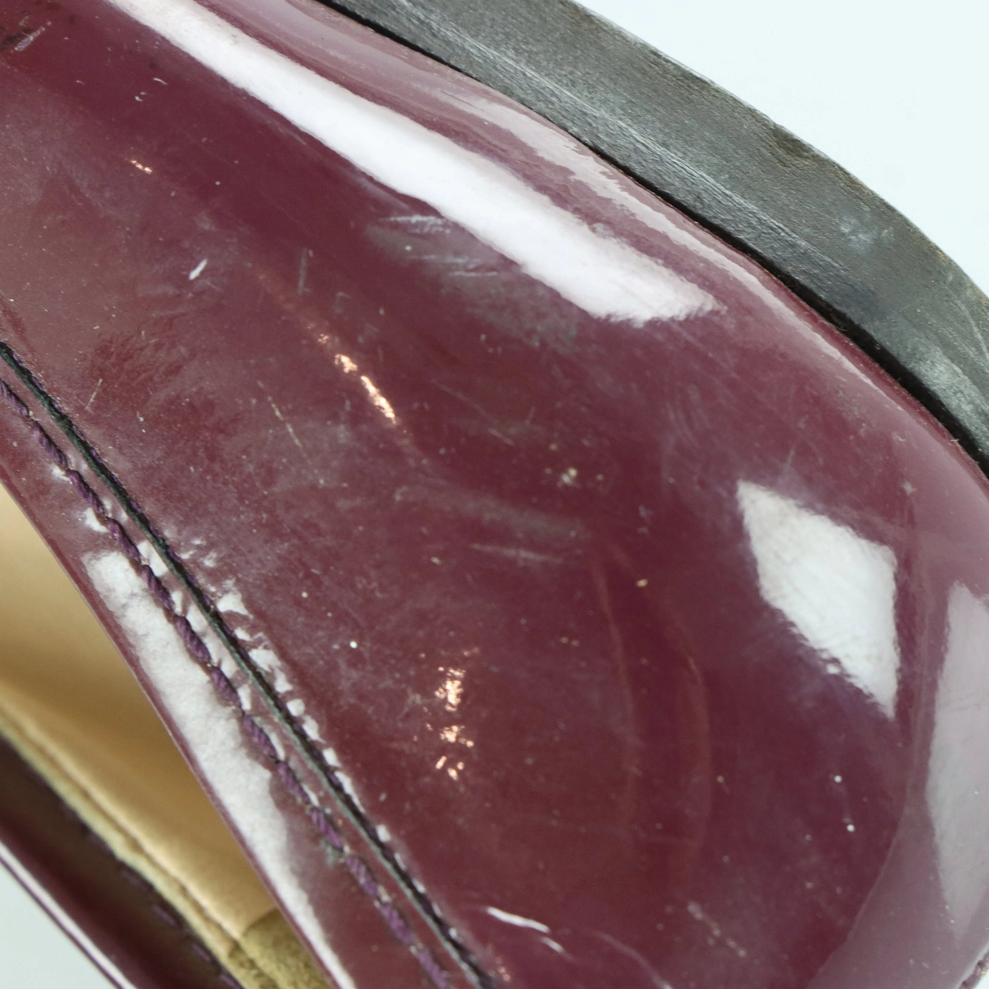FENDI Patent Burgundy Buckle Italy Made Flats (39) Vintage Sole Melbourne