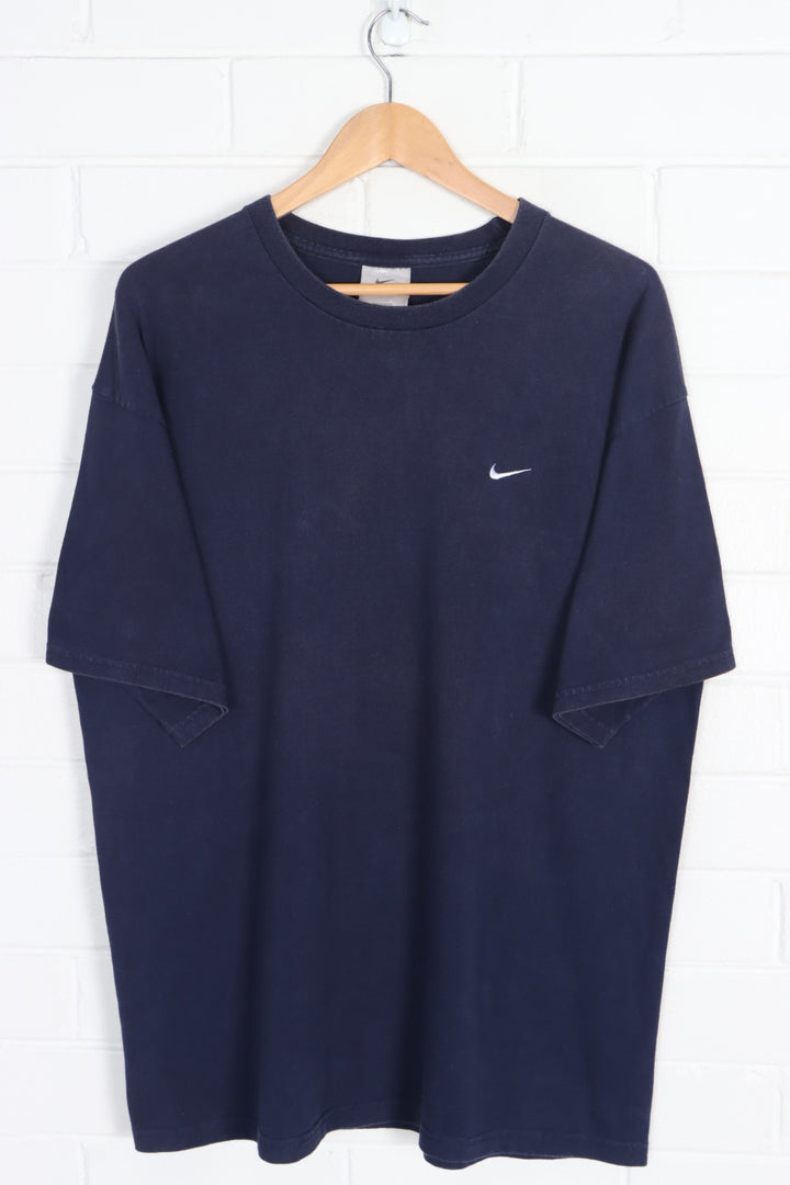 NIKE Embroidered Swoosh Logo Navy Blue T-Shirt (L)
