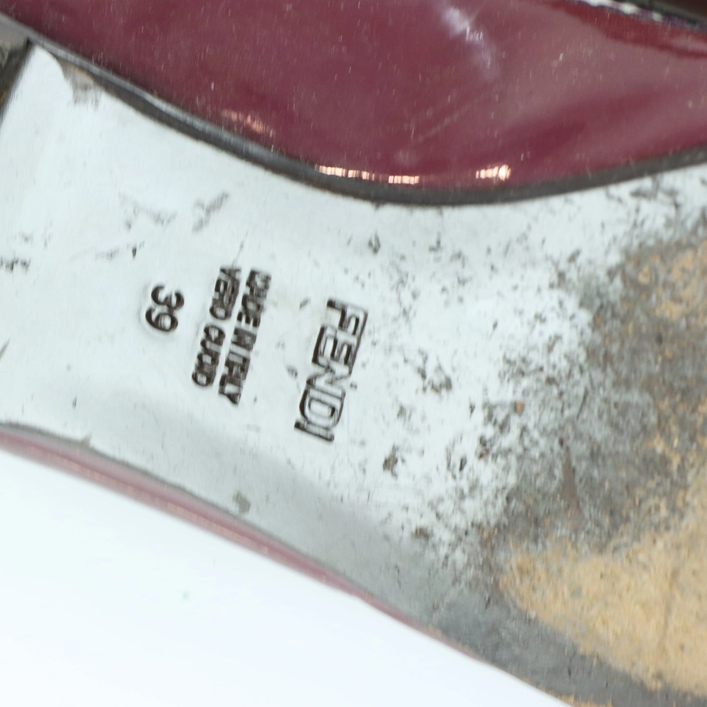 FENDI Patent Burgundy Buckle Italy Made Flats (39) Vintage Sole Melbourne