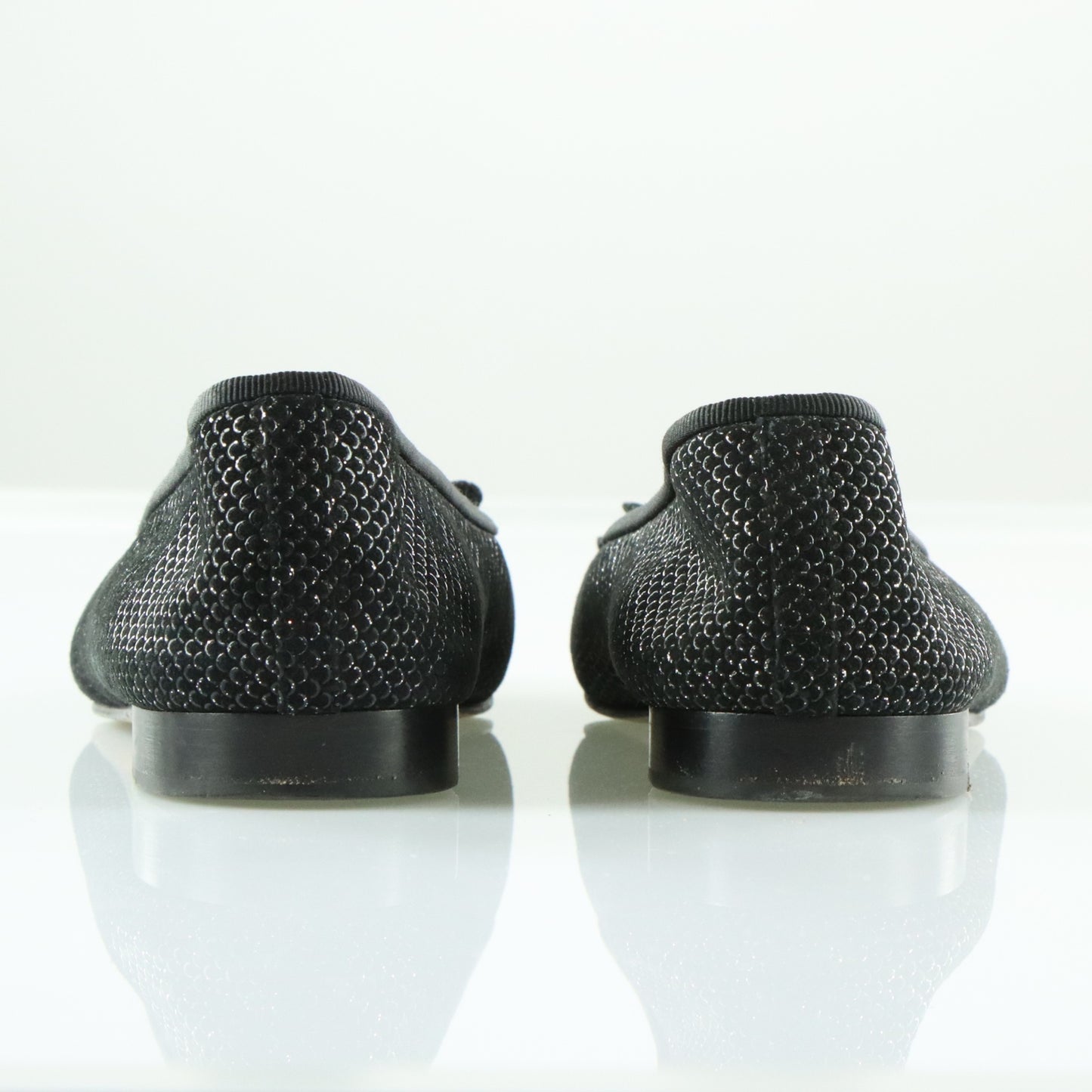 CHANEL Signature 'CC' Logo Black & Silver Italian Made Ballet Flats (38.5)