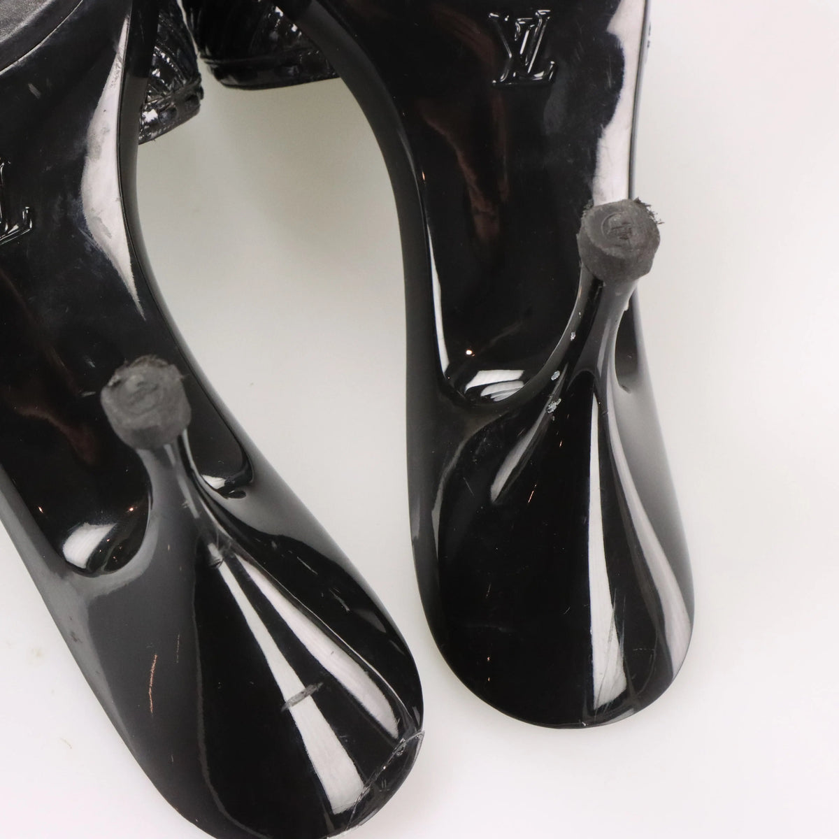 Vintage LOUIS VUITTON Woven Leather Patent Black Mule Heels (36.5)
