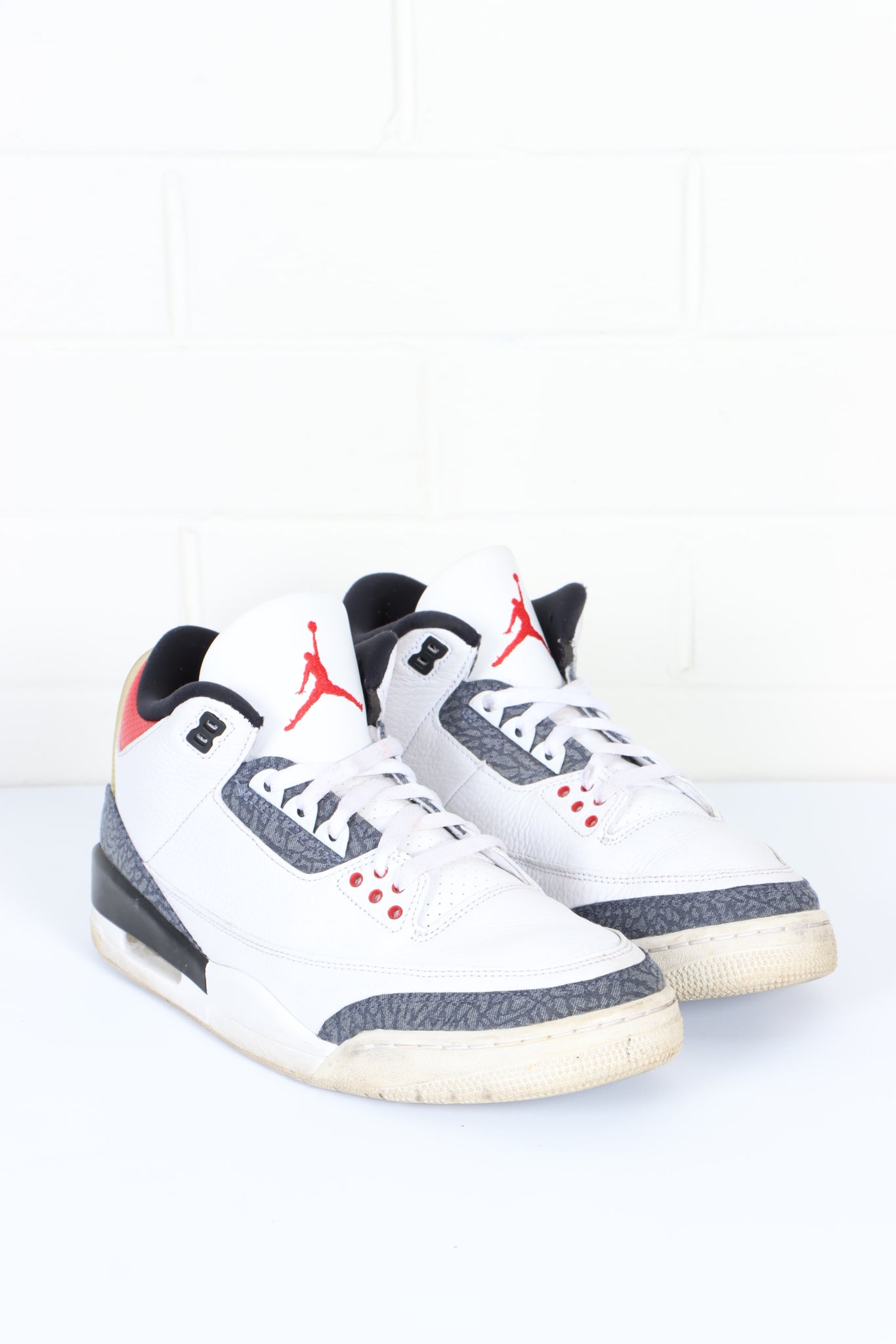 NIKE Air Jordan 3 Retro Fire Red Denim Sneakers 10 Vintage Sole Melbourne