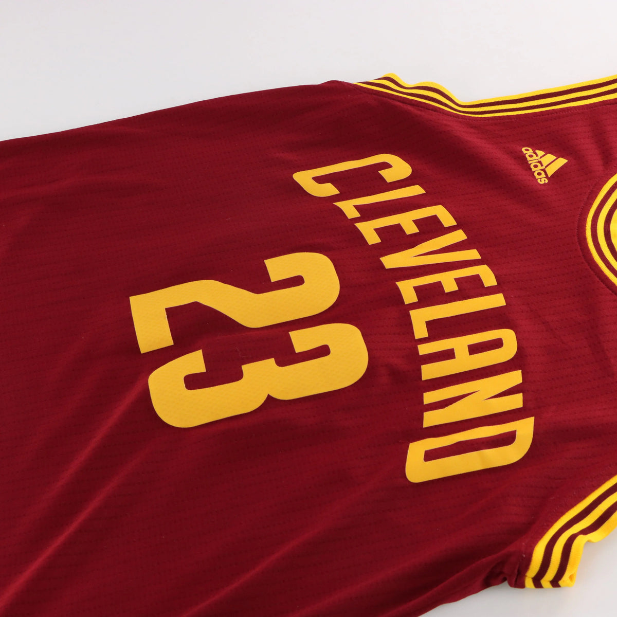 Vintage ADIDAS Cleveland Cavaliers LeBron James 'One For All' Jersey Singlet (L-XL)