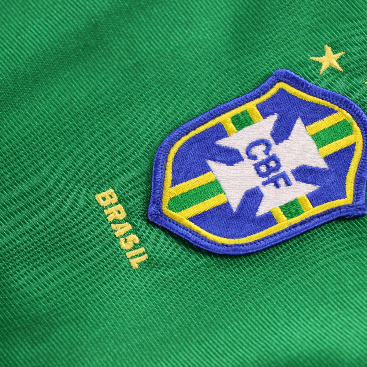 Vintage NIKE Brazil 1997 Goalkeeper Swoosh USA Made Green Long Sleeve Jersey (L)