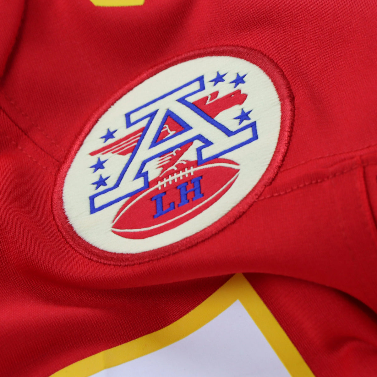 Vintage NFL Kansas City Chiefs Patrick Mahomes 'On Field' Red #15 Football Jersey (M)