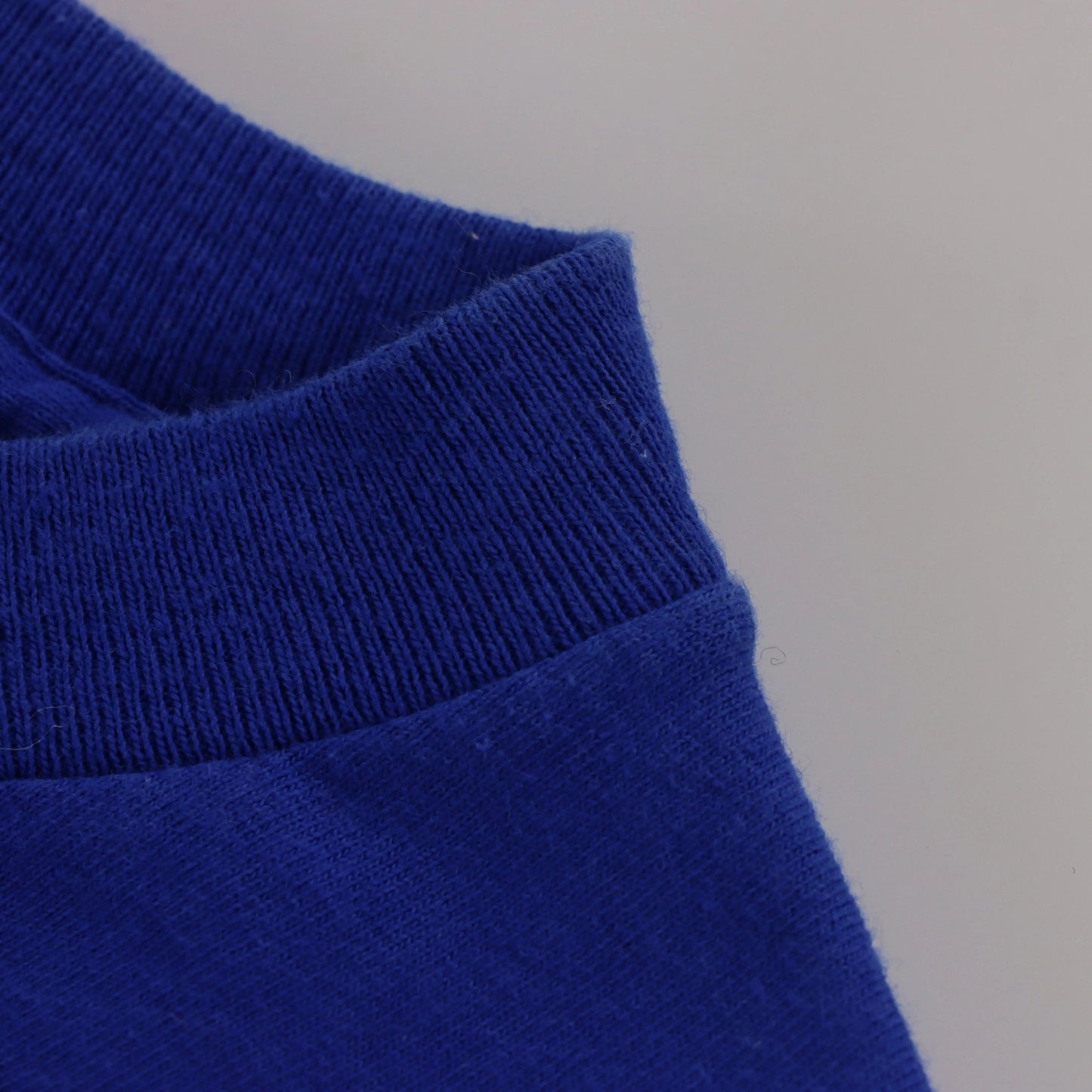 Vintage 1992 Duke Devils Basketball Gold Embroidered USA Made Tee (M) - Vintage Sole Melbourne