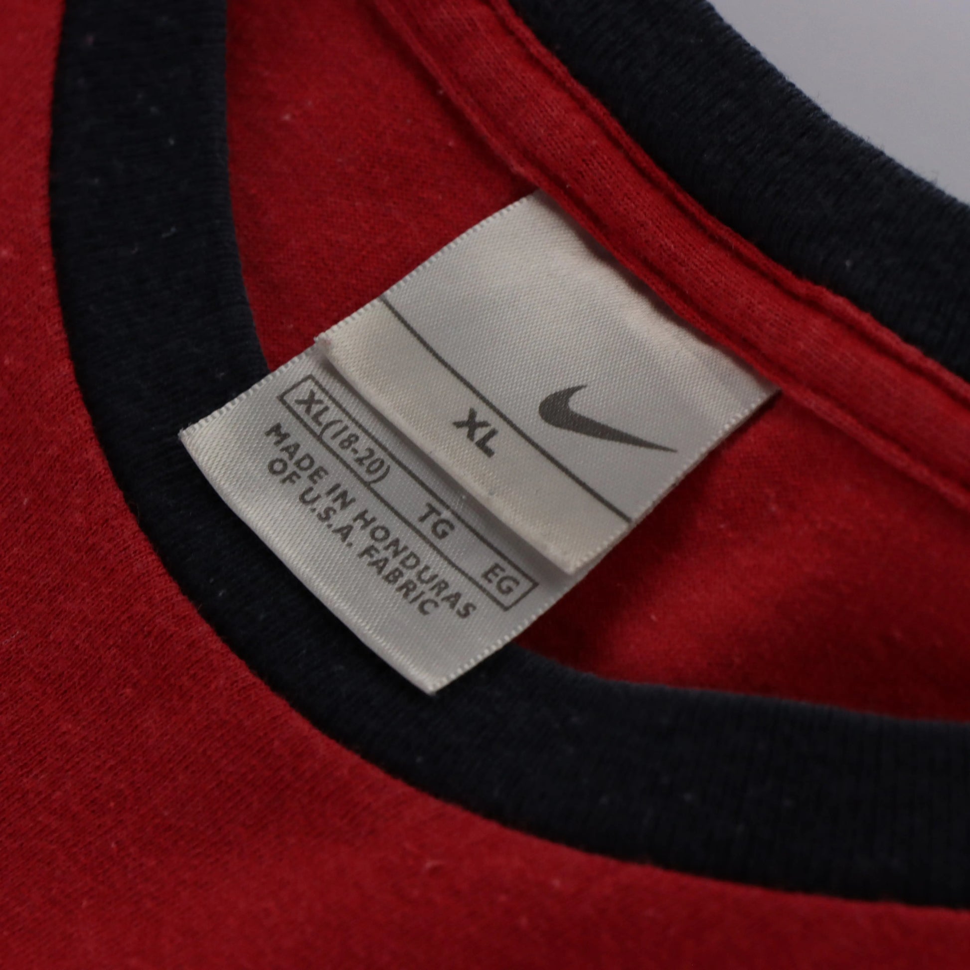 NIKE Vintage Ringer Embroidered Swoosh Logo Red & Black T-Shirt (S-M) - Vintage Sole Melbourne