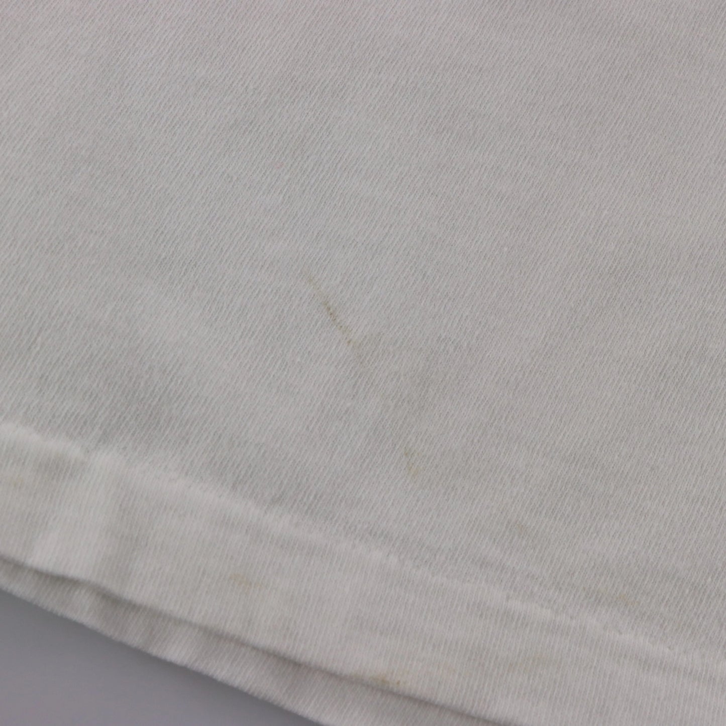 DISNEY Winnie The Pooh & Piglet Balloon Graphic Single Stitch White Tee USA Made (XL) ***COCO Vintage Sole Melbourne