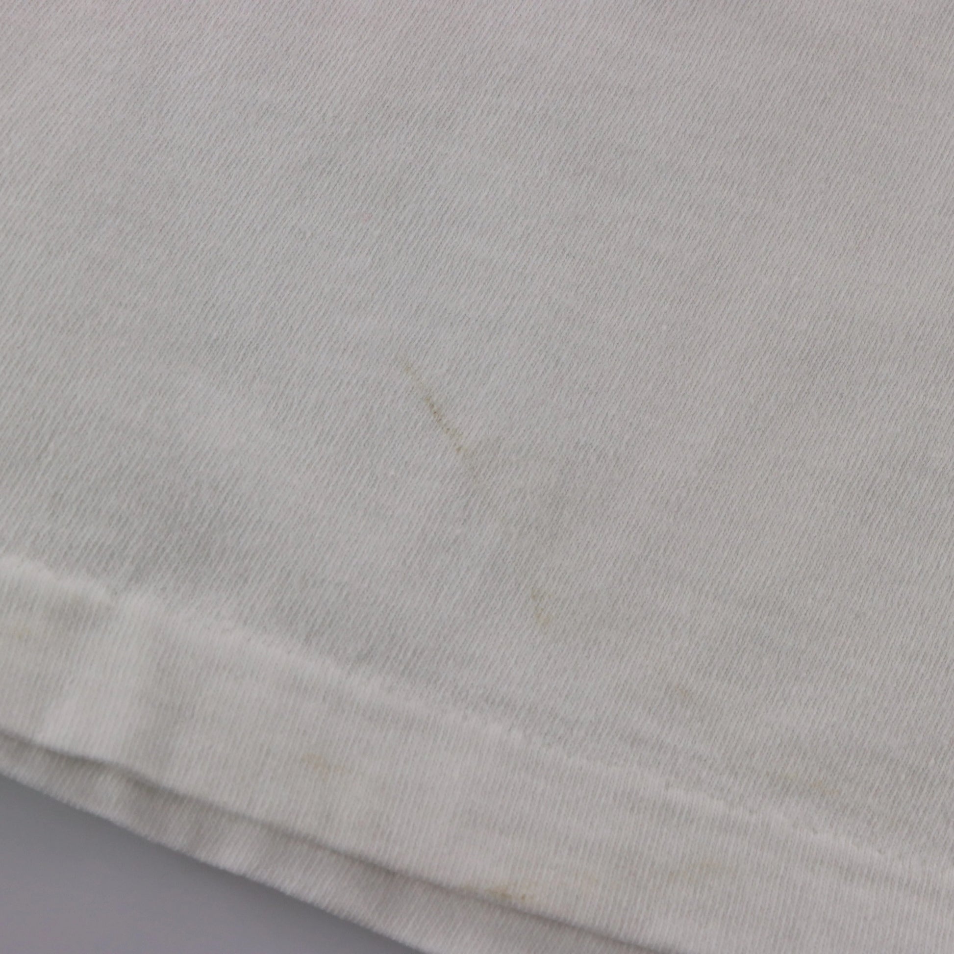 DISNEY Winnie The Pooh & Piglet Balloon Graphic Single Stitch White Tee USA Made (XL) ***COCO Vintage Sole Melbourne