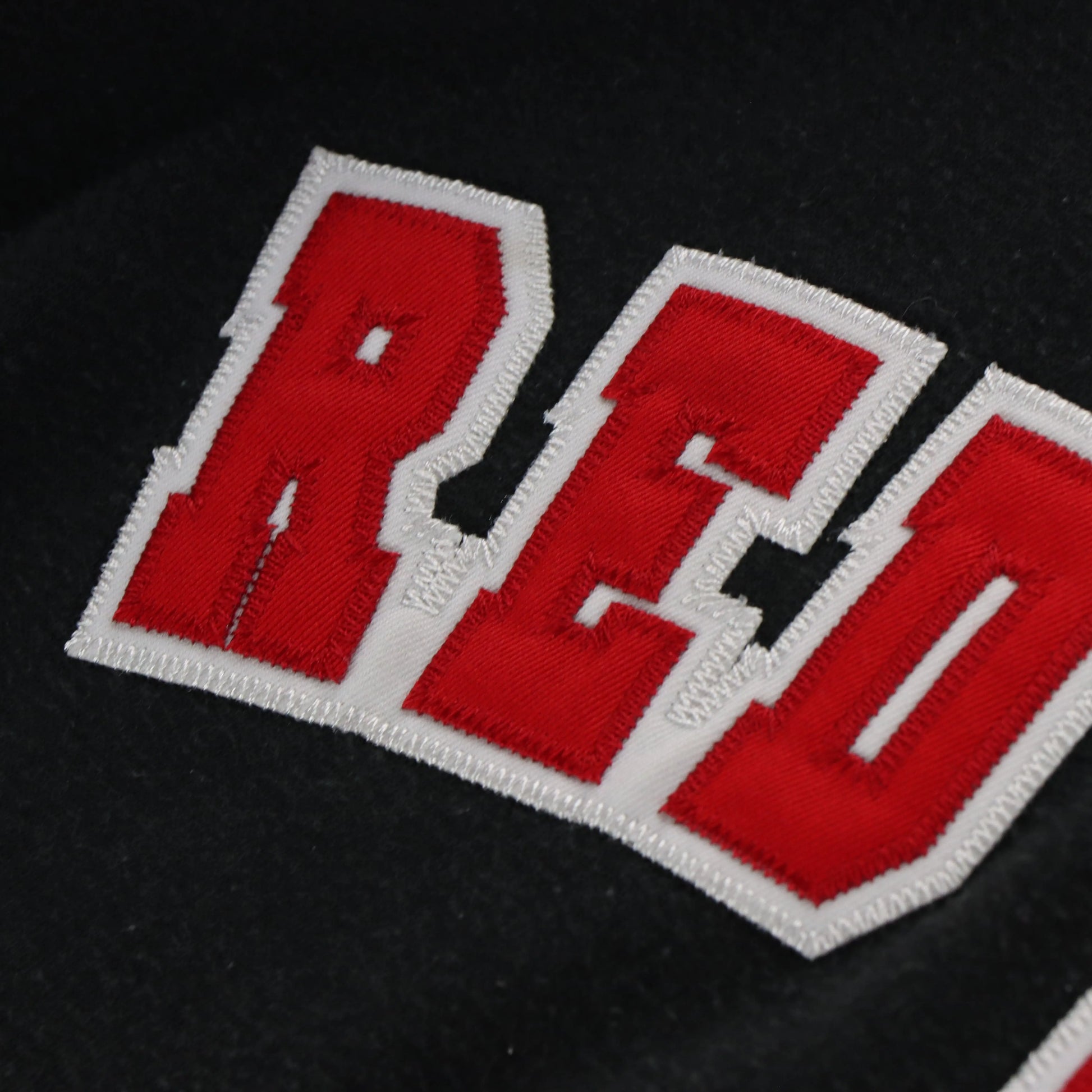 RED WINGS Detroit NHL Embroidered Logo LEE SPORT Ringer Sweatshirt (L) Vintage Sole Melbourne