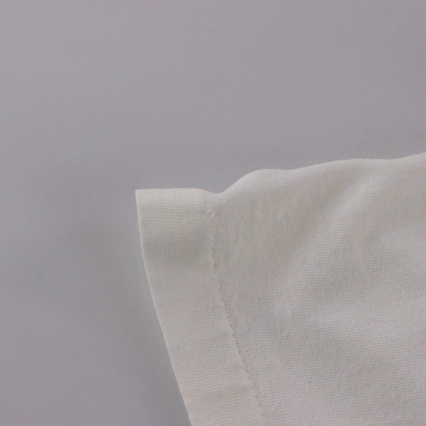 Donald Duck USA Made White Single Stitch Disney Tee (L-XL) ***COCO Vintage Sole Melbourne