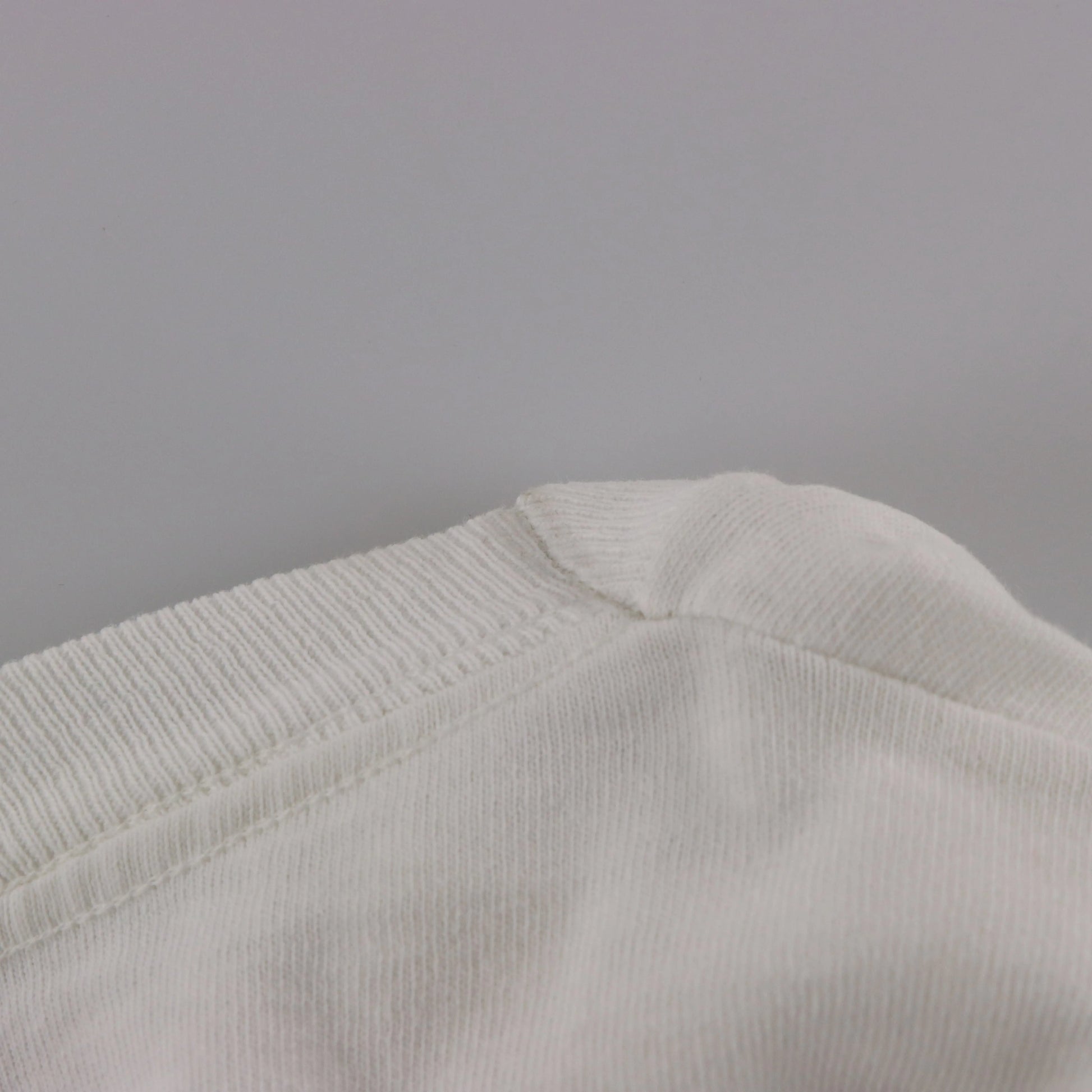 Donald Duck USA Made White Single Stitch Disney Tee (L-XL) ***COCO Vintage Sole Melbourne