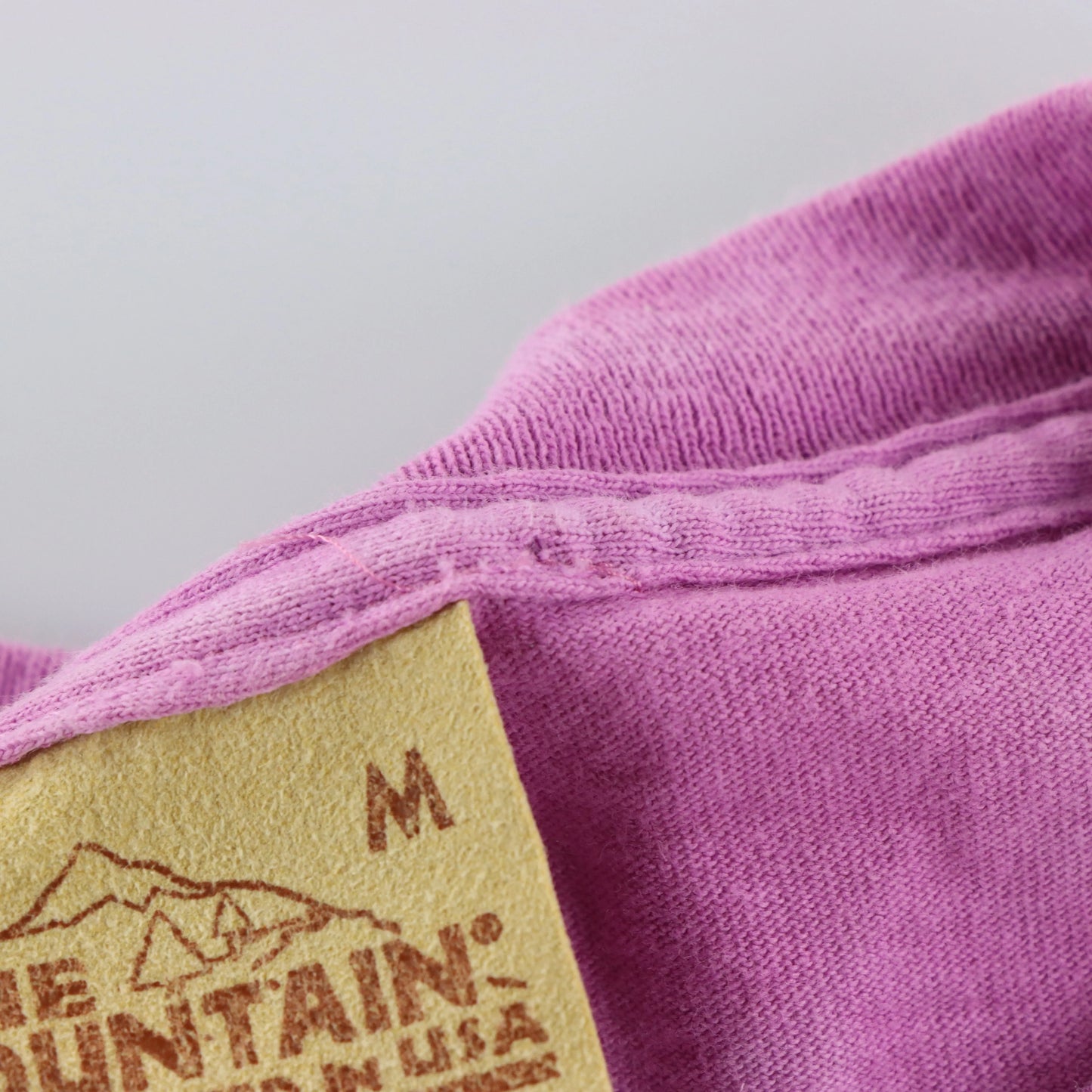 Vintage 1999 THE MOUNTAIN Wanda Mumm Hummingbird Floral Pink Tie Dye Tee (M-L) ***COCO Vintage Sole Melbourne