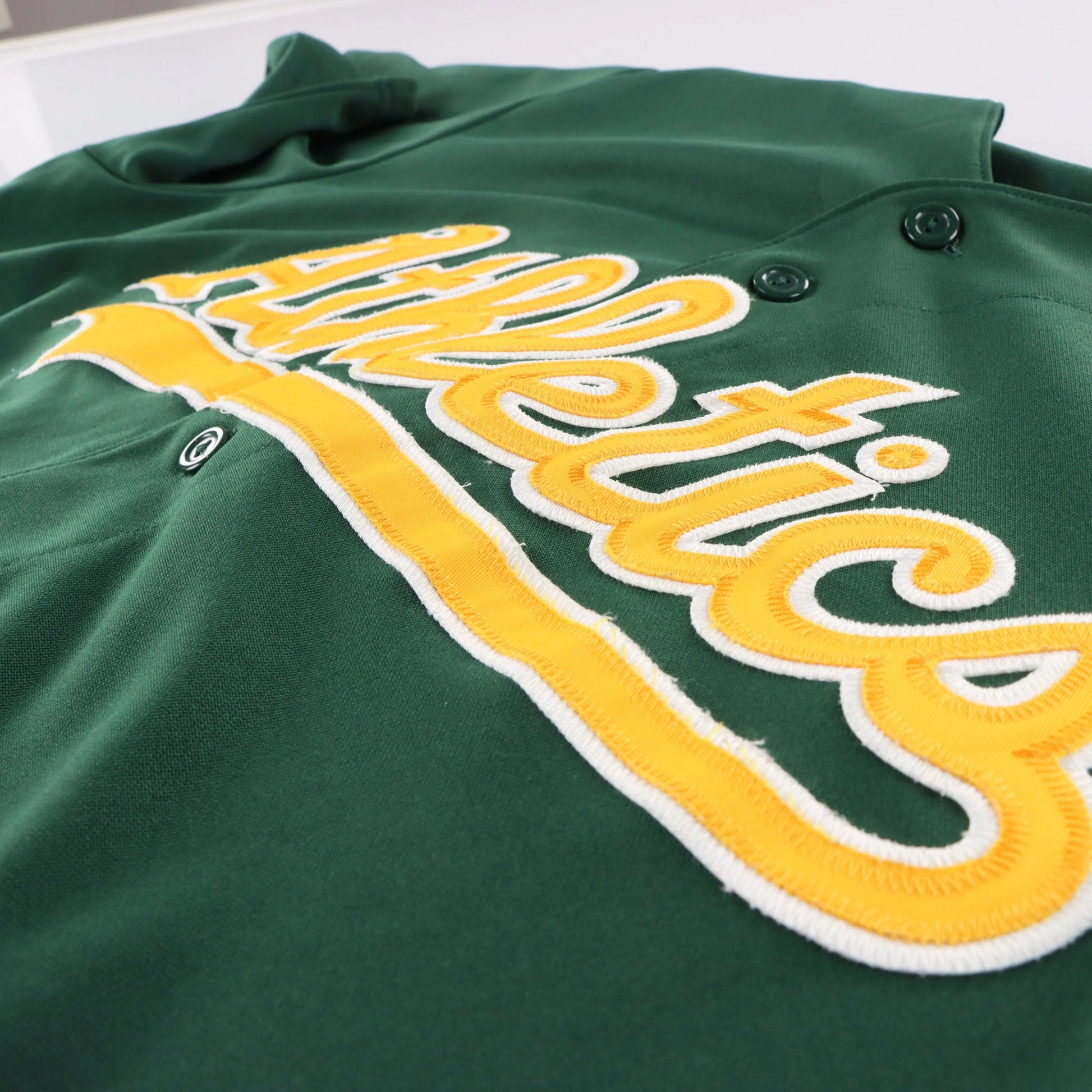 Oakland Athletics Eric Chavez #3 MAJESTIC Korean Made MLB Jersey (XXL) ***COCO - Vintage Sole Melbourne
