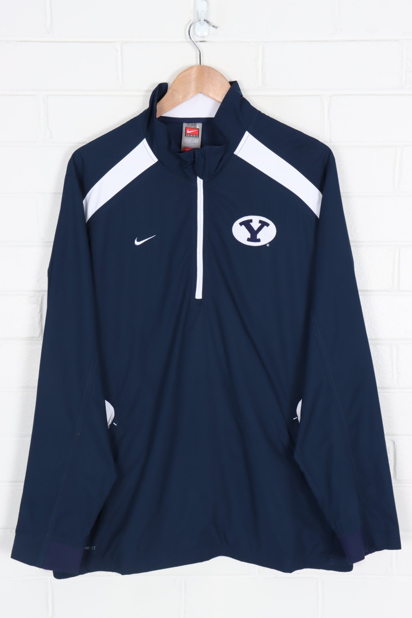 NIKE Embroidered Brigham BYU Cougars 1/4 Zip Windbreaker (XL)