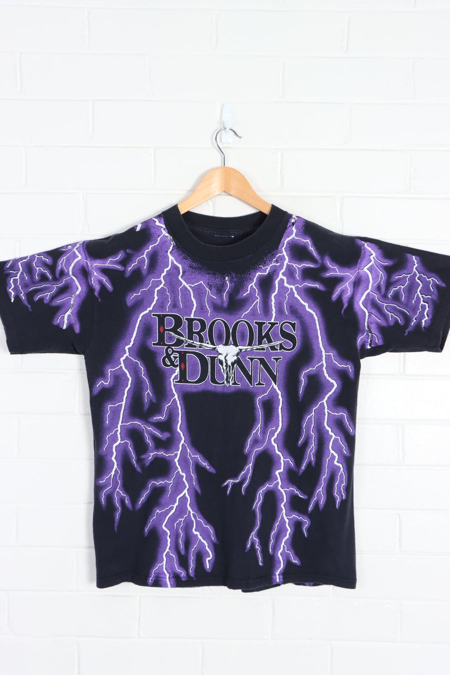 Brooks & Dunn 90s Electric Rodeo All Over Lightning T-Shirt (M)