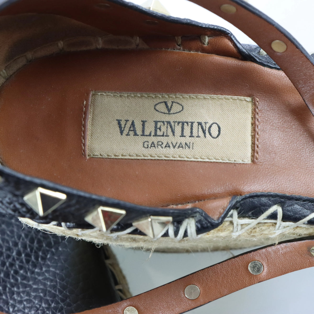 Vintage VALENTINO Italian Made Strappy Rockstud Wedges (40)