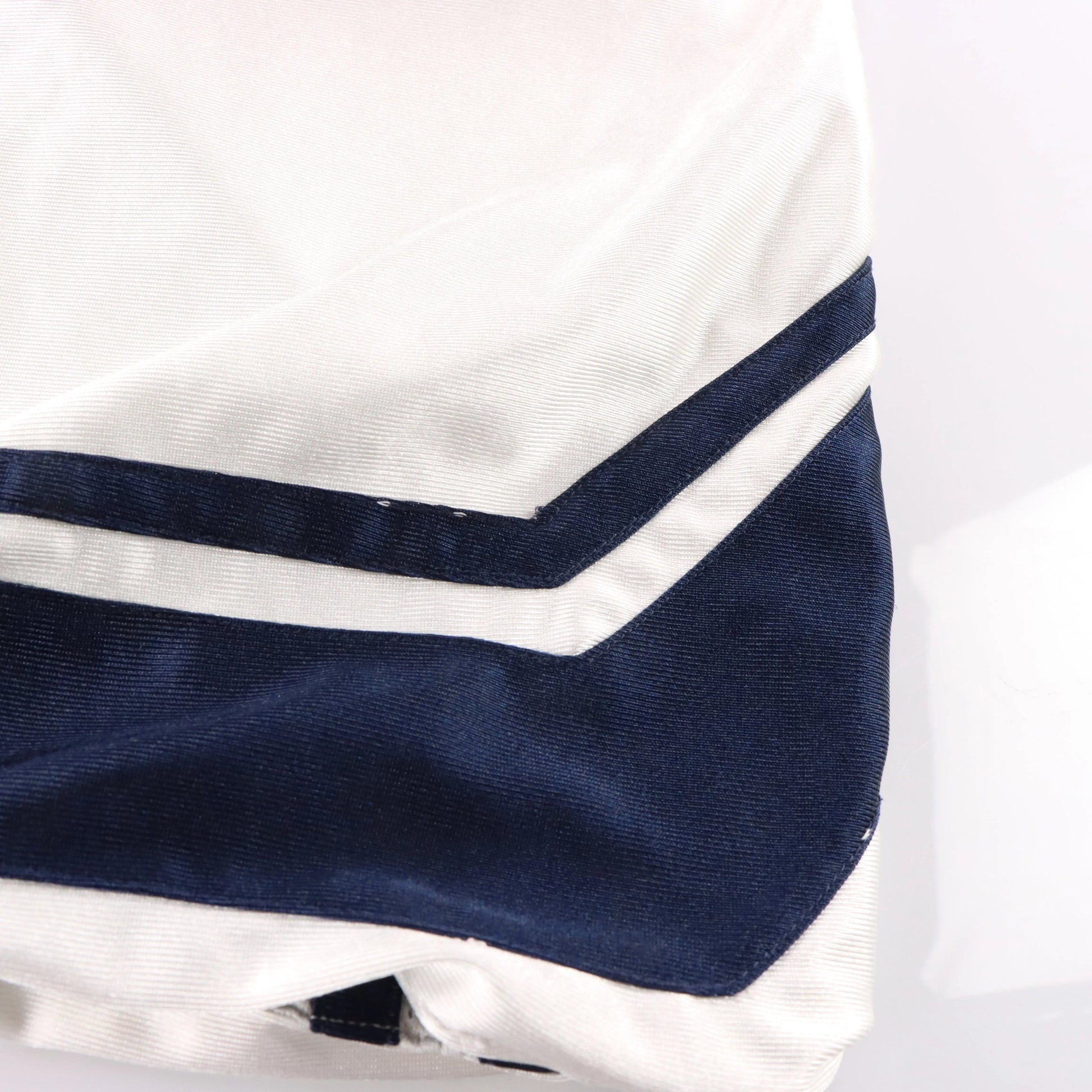 NIKE Reversible White & Navy Embroidered Swoosh Logo Basketball Shorts (L) Vintage Sole Melbourne