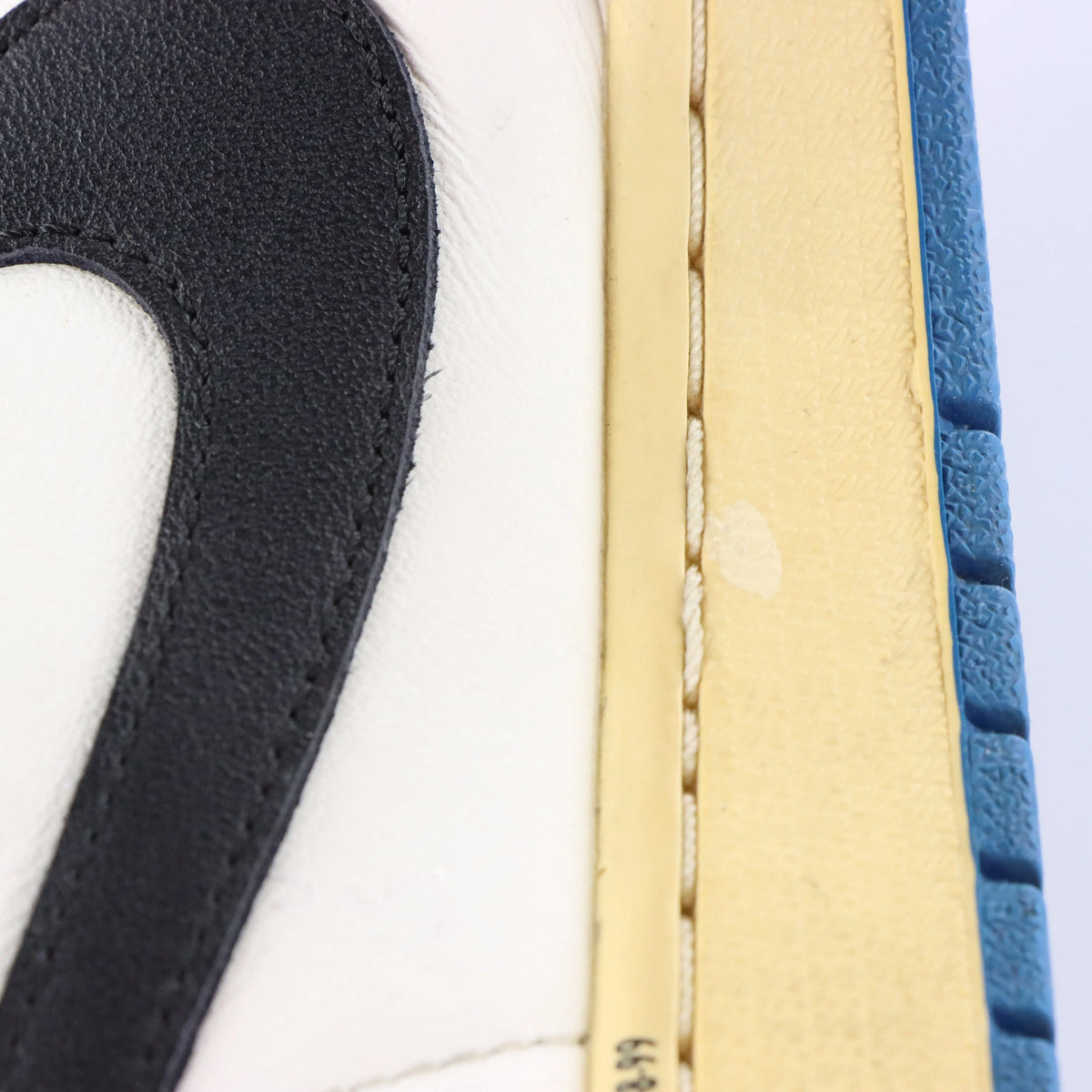 NIKE Air Jordan 1 x Travis Scott Cactus Jack Fragment Design Low Sneakers (12)