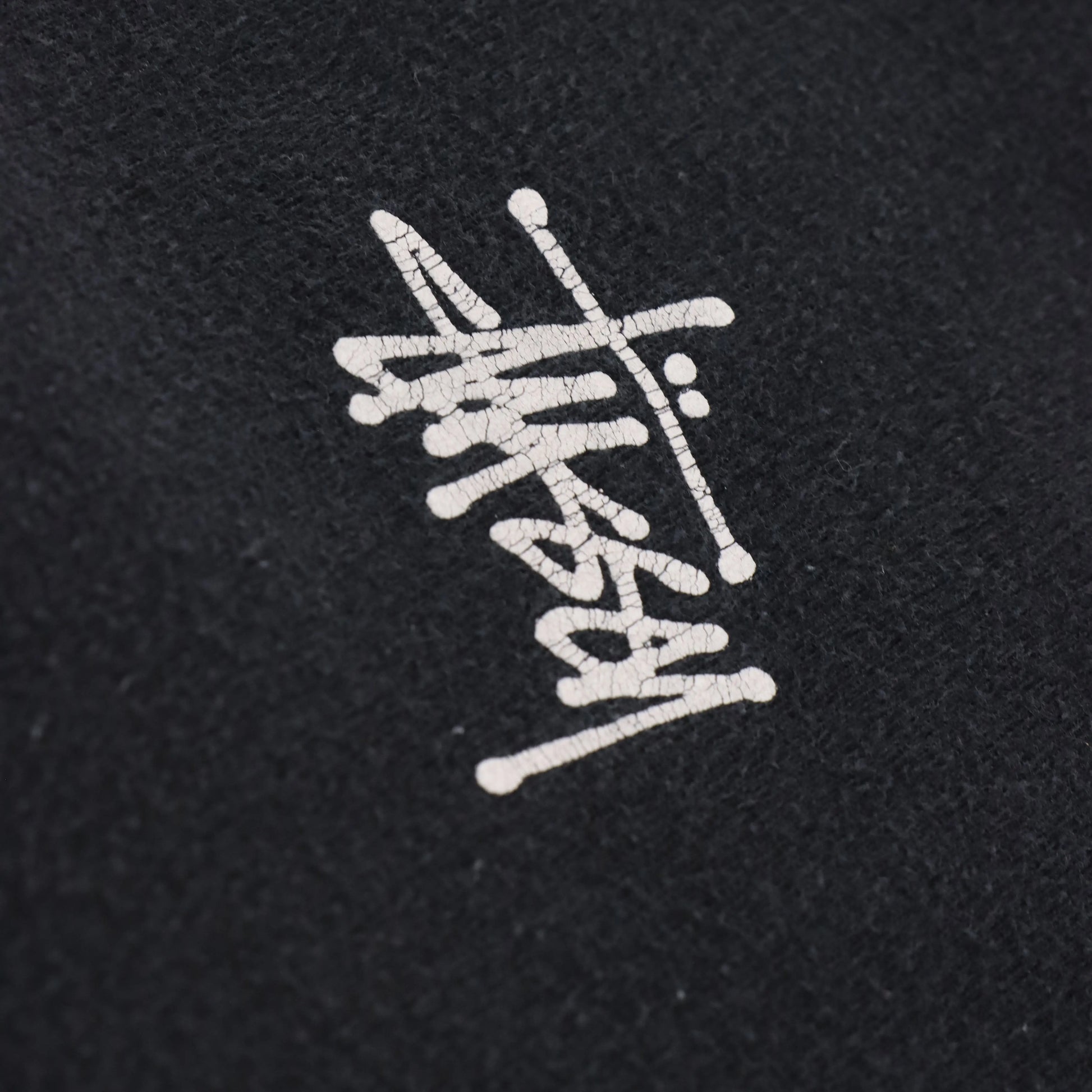 STUSSY Spell Out Logo Black & White Long Sleeve T-Shirt (S-M) ***COCO Vintage Sole Melbourne